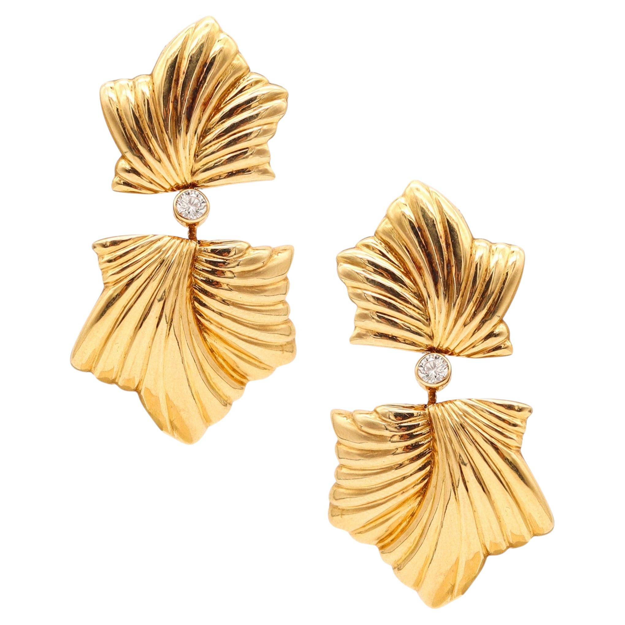 BOUCHERON Paris Dangle Drop Earrings In 18Kt Yellow Gold With VVS Diamonds For Sale