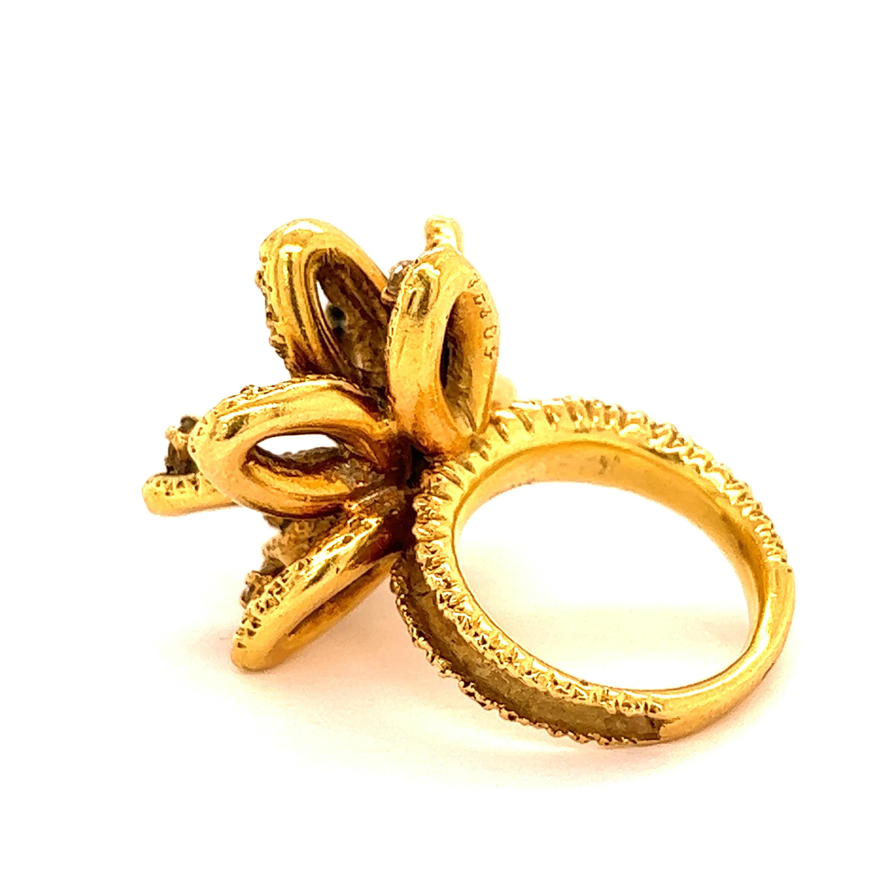 Round Cut Boucheron Paris Flower Diamond Ring For Sale