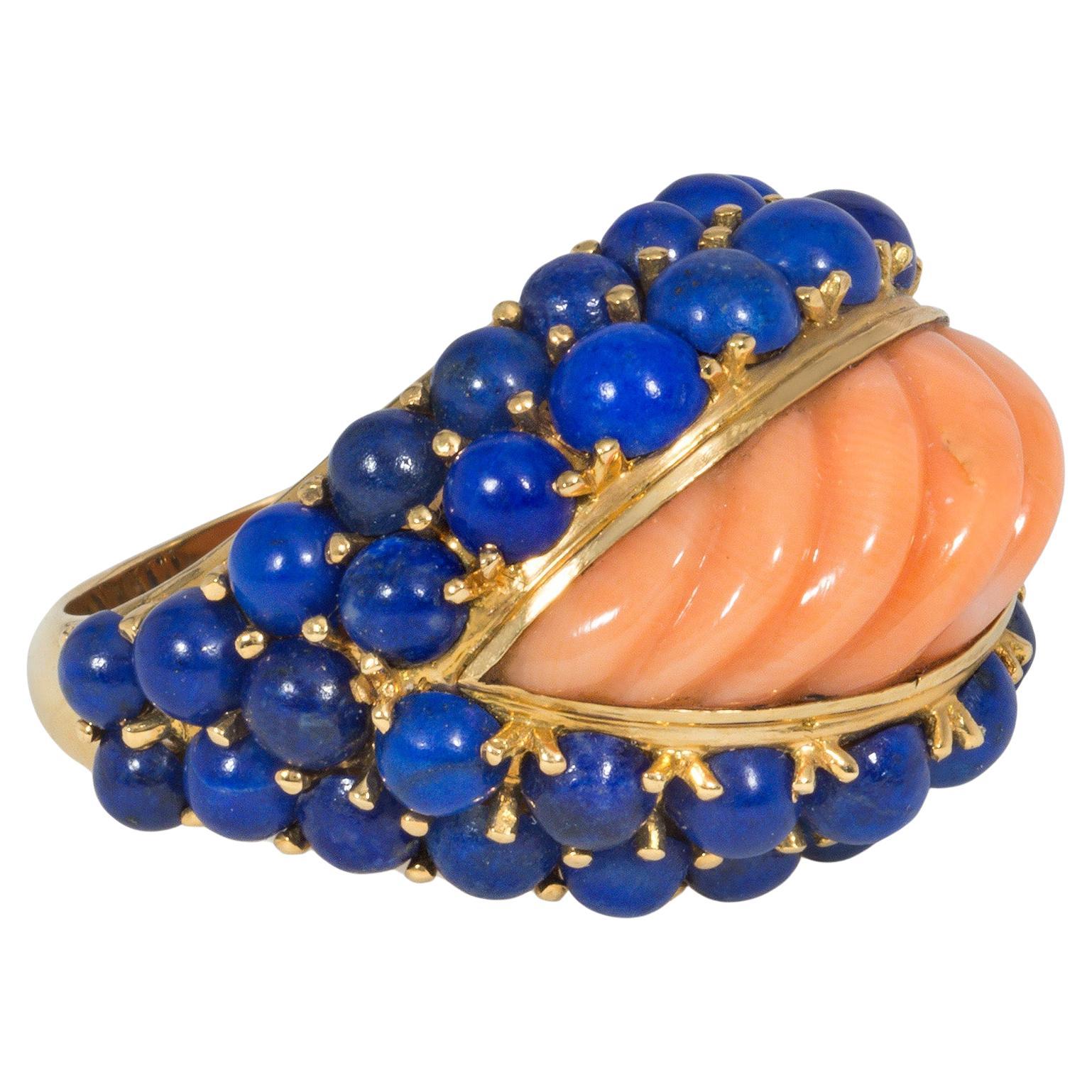 Boucheron, Paris Mid-Century Gold, Coral, and Lapis Bombé Style Ring For Sale