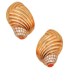 Boucheron Paris Modernist Clips Earrings in 18kt Gold 2.68 Cts in Diamonds Coral