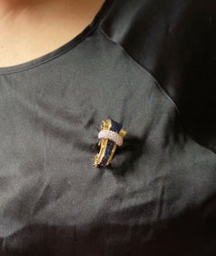 Boucheron Paris Retro Invisible Set Sapphire Diamond Gold Brooch