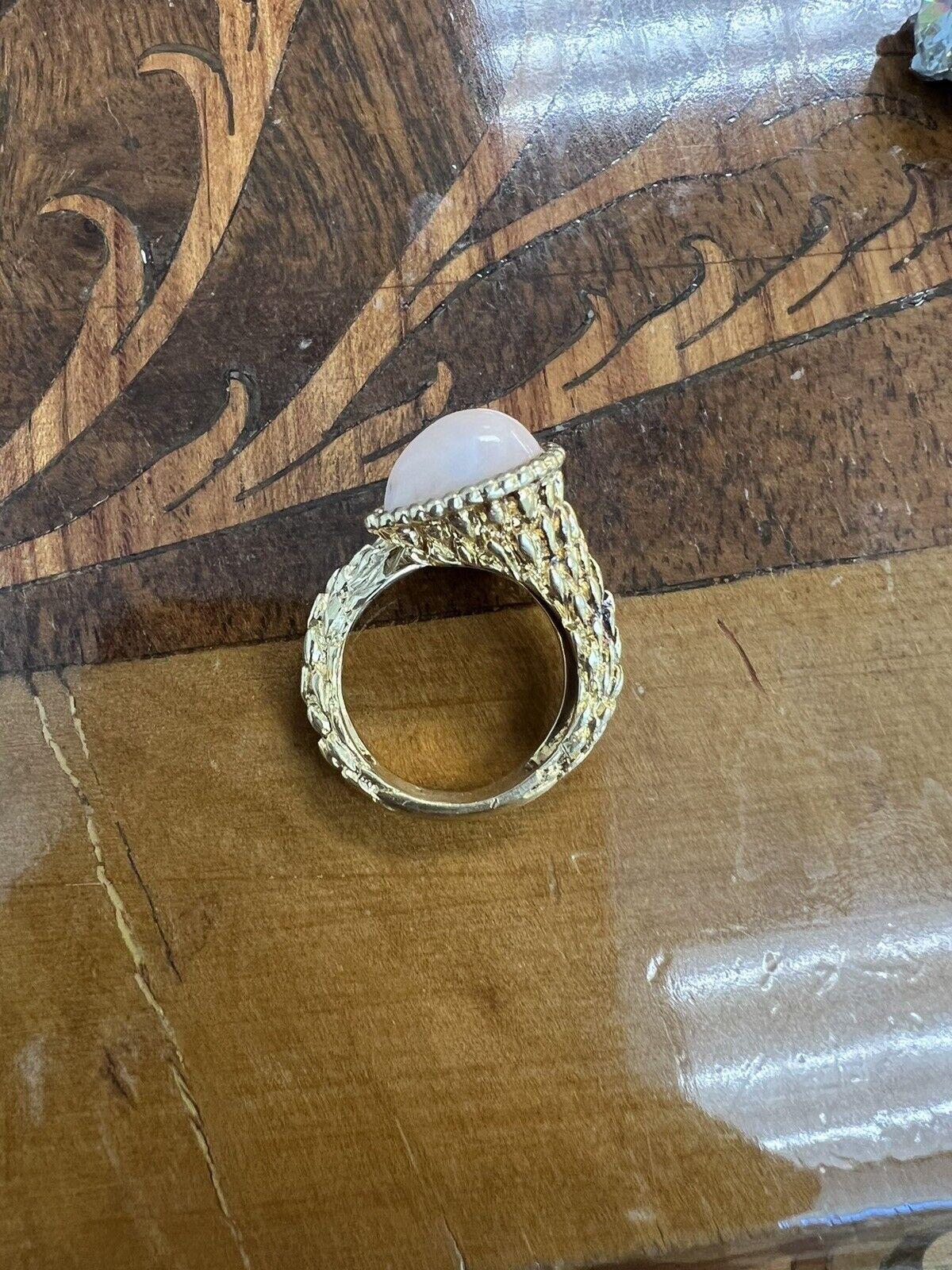 BOUCHERON PARIS Serpent Boheme 18k Yellow Gold & Coral Ring Size 5 Vintage Rare In Excellent Condition In Beverly Hills, CA
