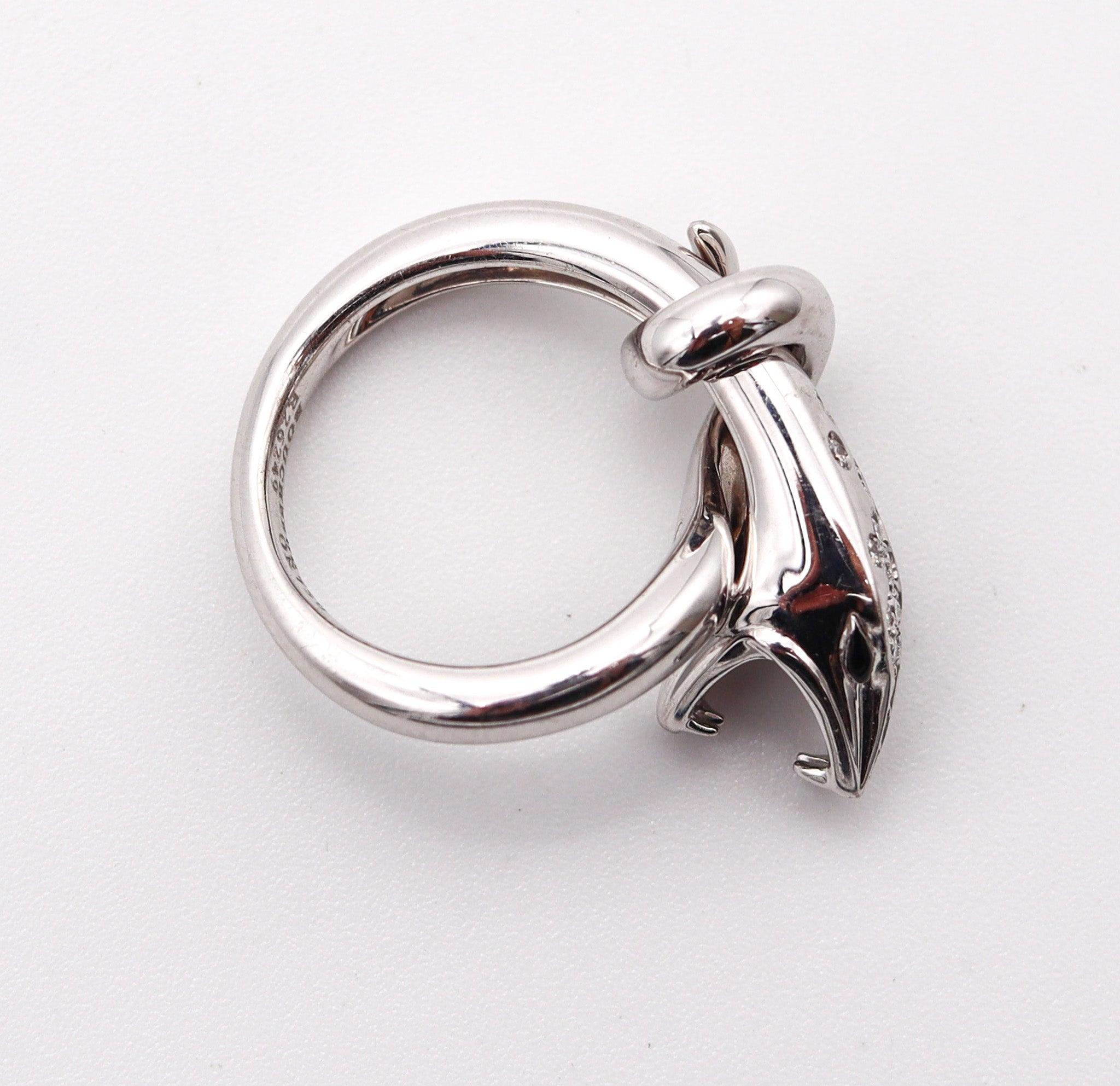 BOUCHERON Paris Serpent-Kaa Ring In 18Kt White Gold With VS Diamonds In Excellent Condition For Sale In Miami, FL