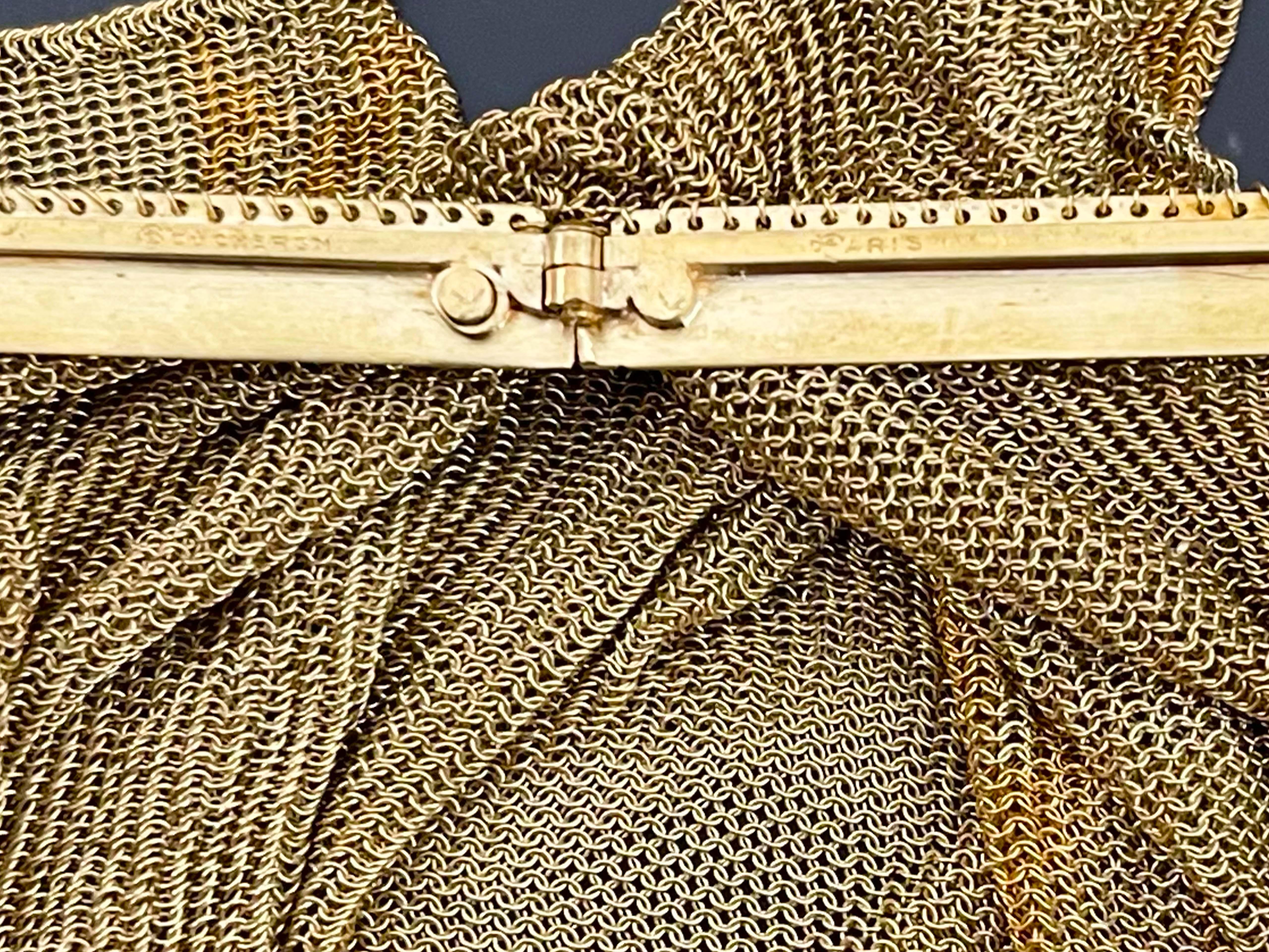 Boucheron Paris - Sac à main évasé en or massif 18 carats, années 1920 en vente 8