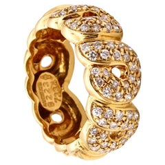 Boucheron Paris Vintage Band Ring in 18Kt Yellow Gold with VVS Round Diamonds