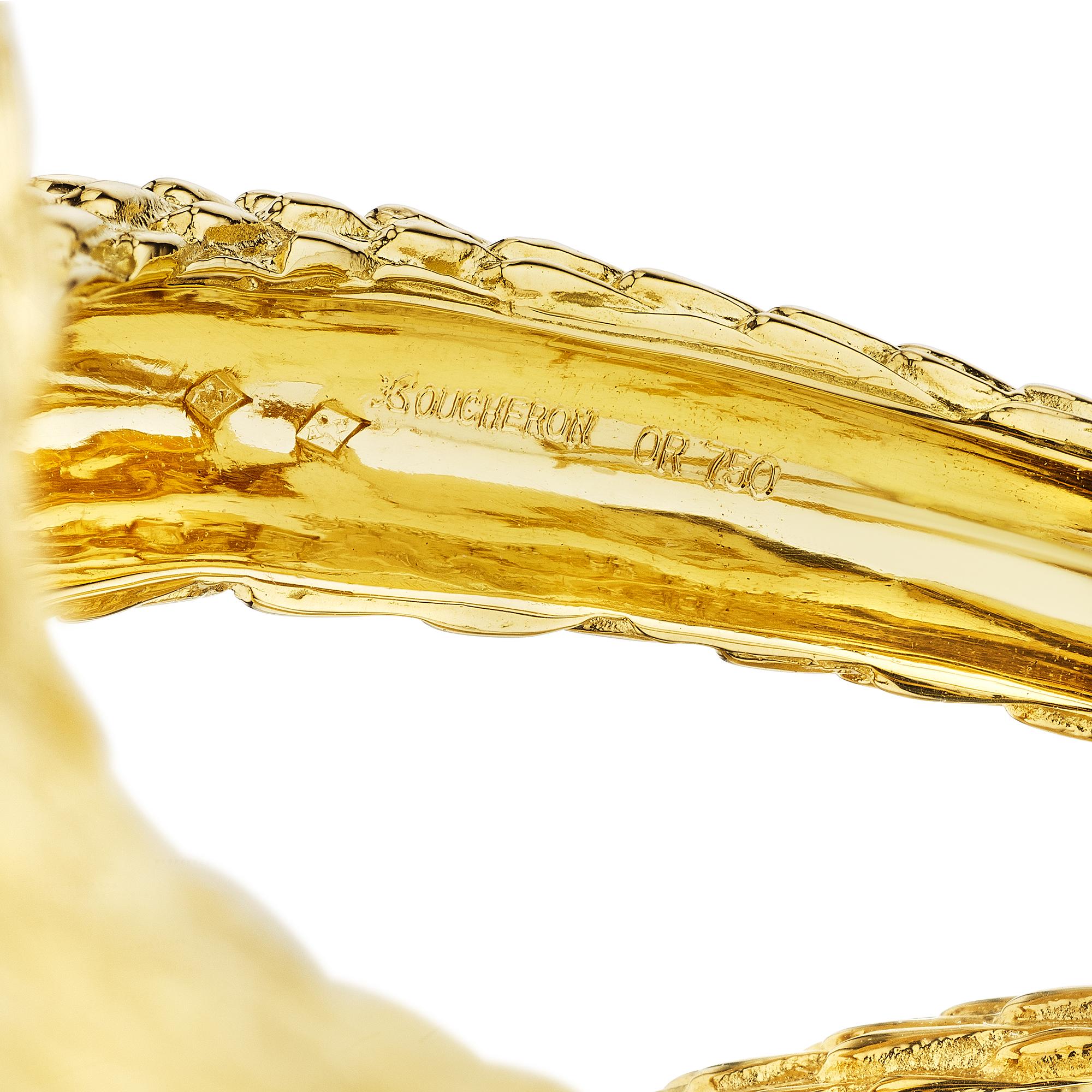 Boucheron Paris Vintage Serpent Boheme Diamond Gold Cuff Brancelet In Excellent Condition For Sale In Greenwich, CT