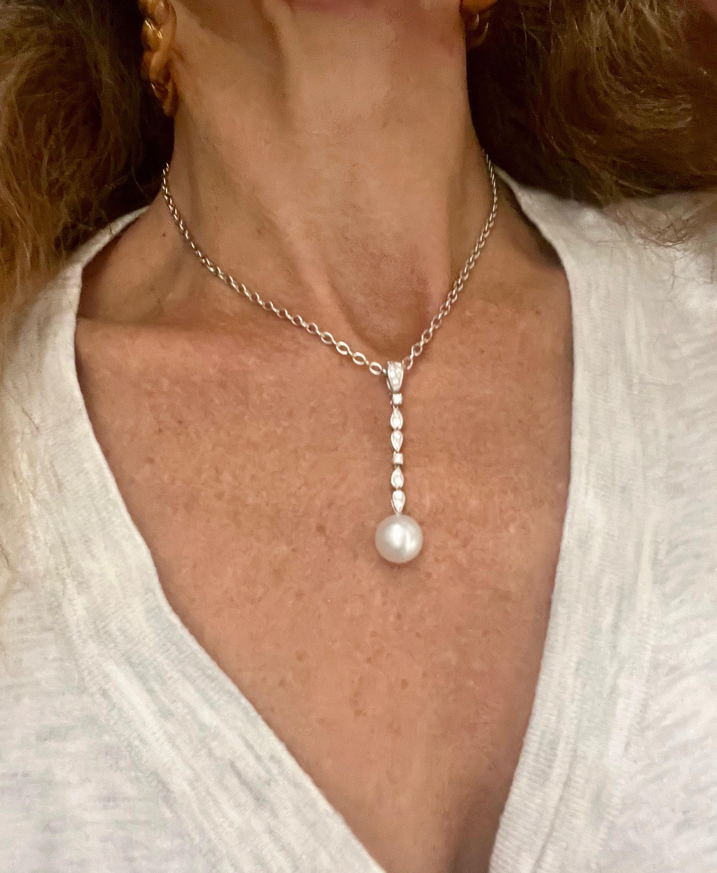 Taglio rotondo Collana con perle e diamanti Boucheron in vendita