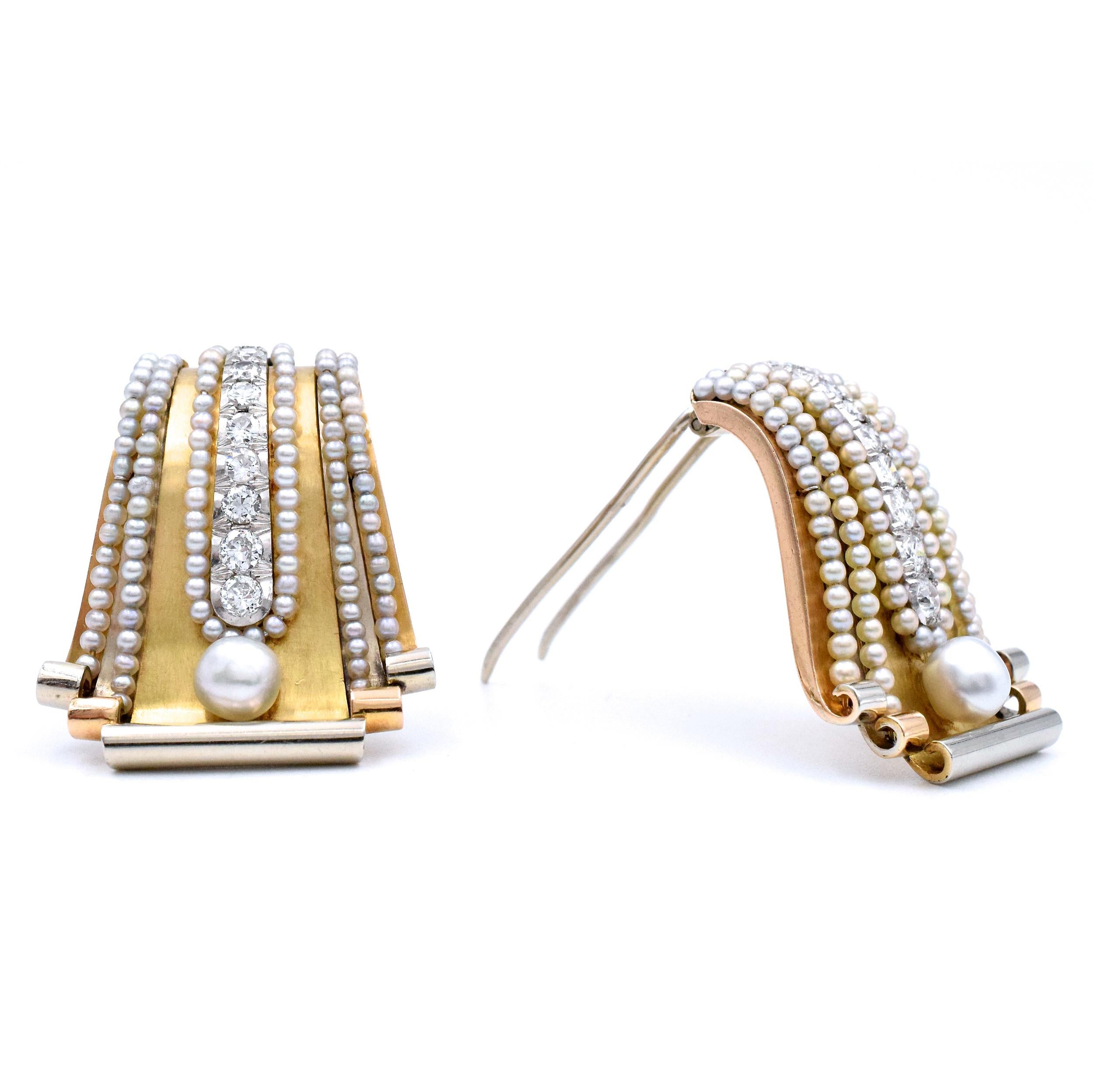 Women's Boucheron Pearl Diamond Gold Scroll Design Bangle Bracelet For Sale