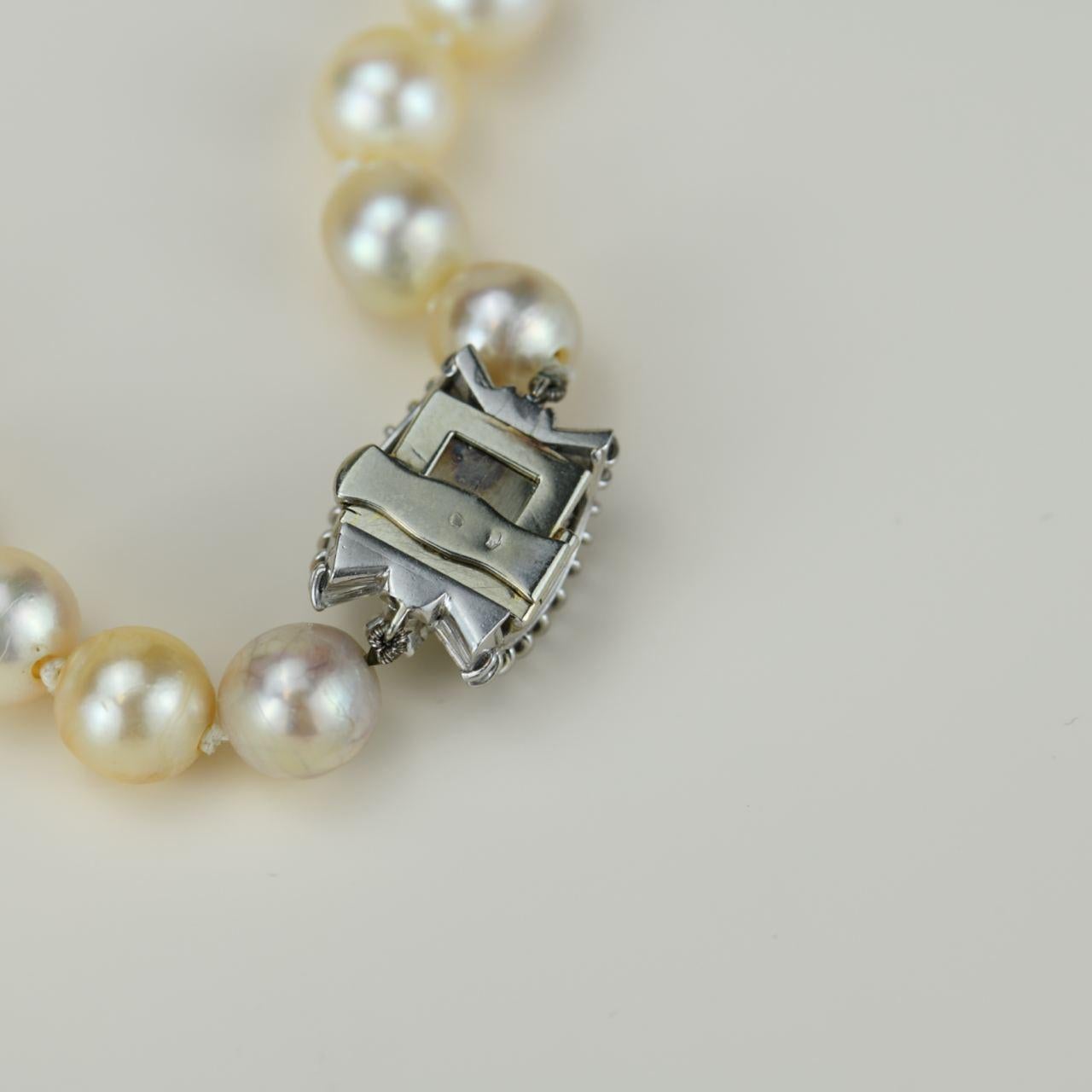 Boucheron Pearl Diamond Platinum Necklace In Excellent Condition For Sale In Banbury, GB