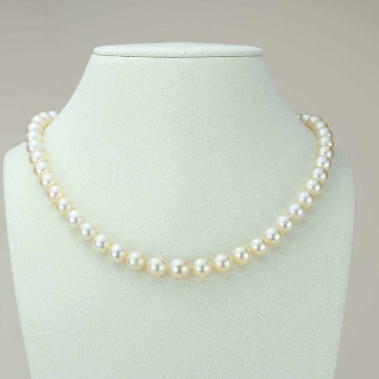 Boucheron - Collier en platine avec perles et diamants en vente 2