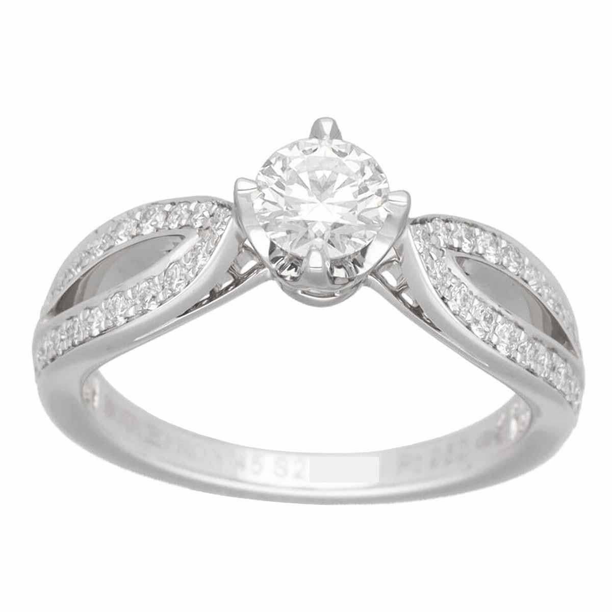 Artikelnummer: 24100309
■Marke: BOUCHERON
■Produktname: PONT DE PARIS Solitär Ring
■Referenz: JSL00202
■Material: 1P Diamant (0,30ct G-VS2-3Ex), Seite Diamant, Pt950 Platin
■Gewicht: Ca. 3,5g
■ Ringgröße: Ca. EU：45/USA：3.5
Breite: ca. 4,45 mm /