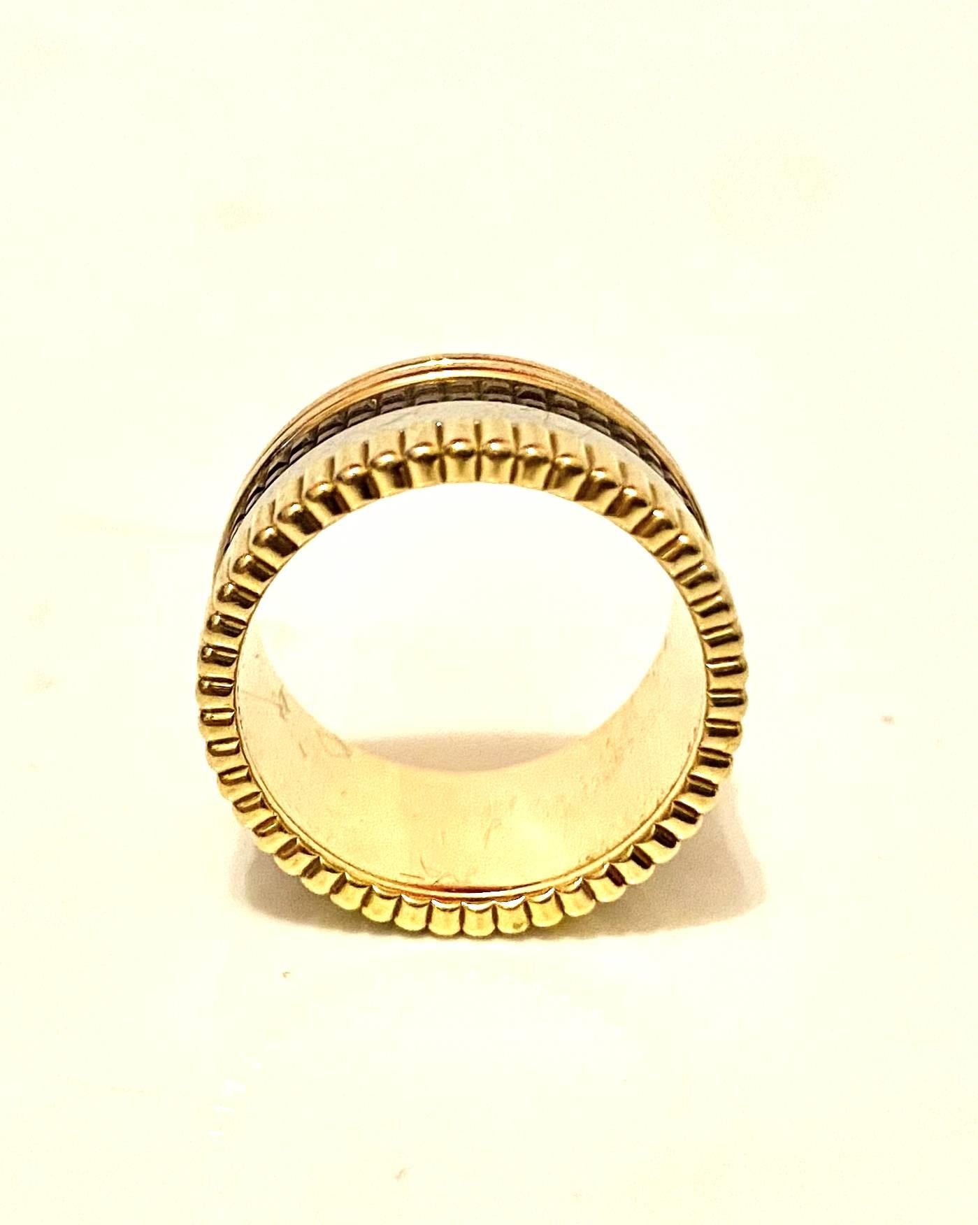 Women's Boucheron Quatre Classique 18K Gold Ring For Sale