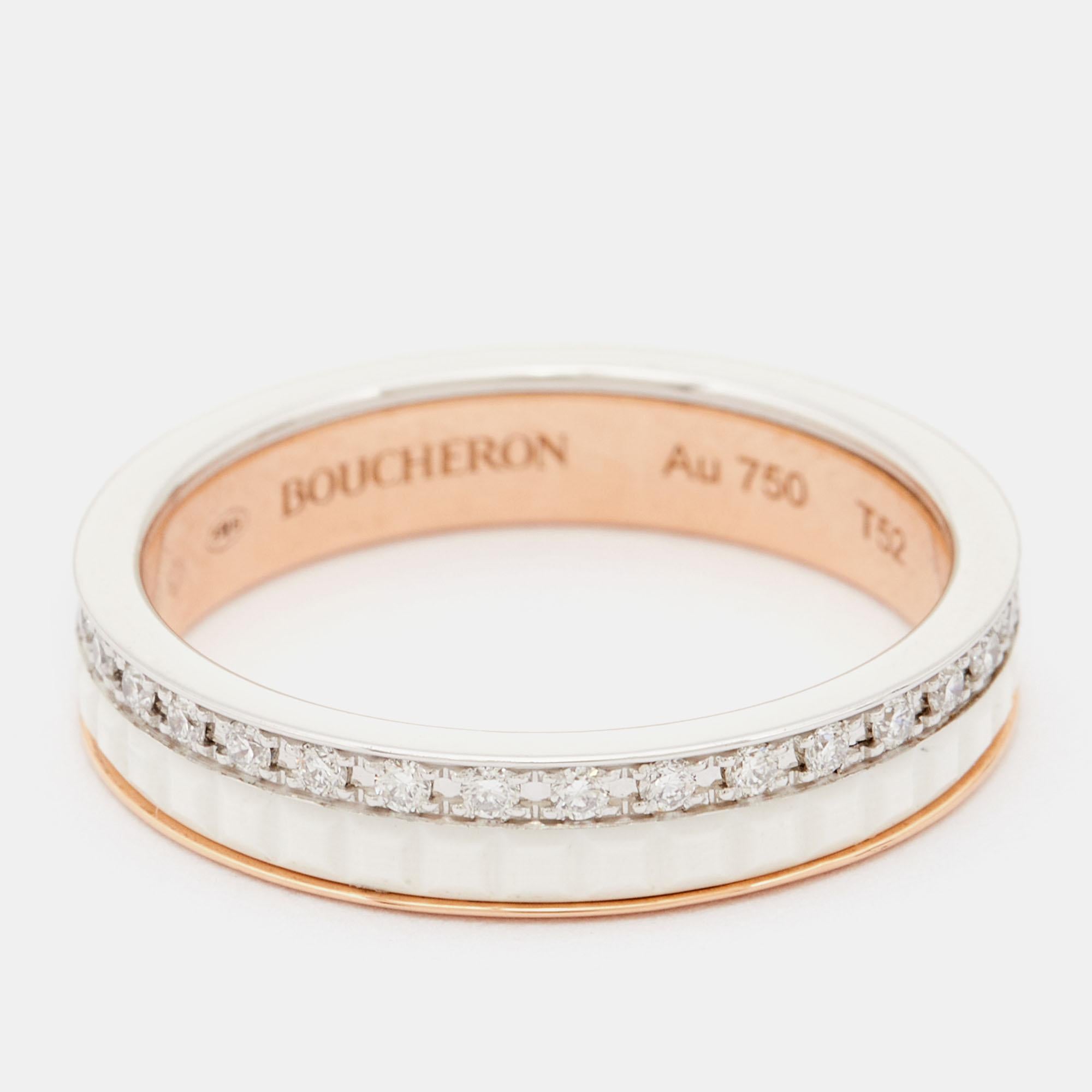 Boucheron's Quatre collection beautifully presents the spirit of the brand, exemplifying craftsmanship and an intricate play of textures and gold. The Quatre collection gifts you this ring arranged preciously in 18k two-tone gold, white ceramic, and