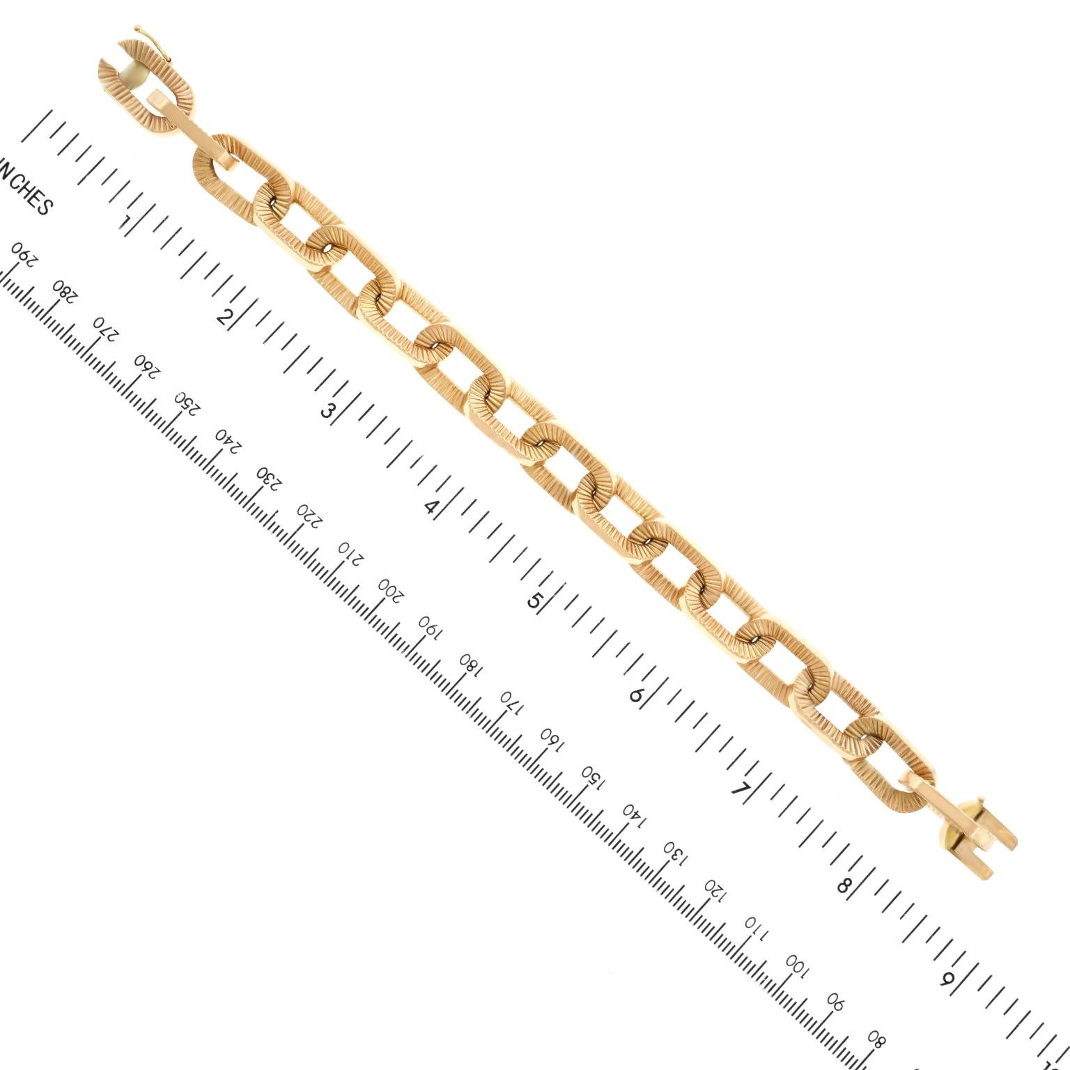 Boucheron Ribbon Motif Gold Bracelet 2
