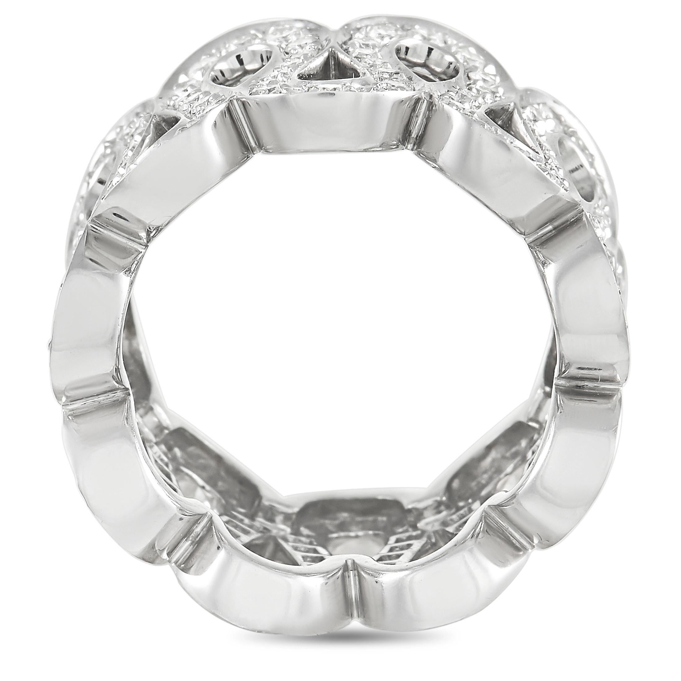 A beautifully curved setting crafted from 18K White Gold makes this ring from the Boucheron Richelieu Collection truly extraordinary. With a 12mm wide band and a 2mm top height, this dynamic design comes to life thanks to the scintillating array of