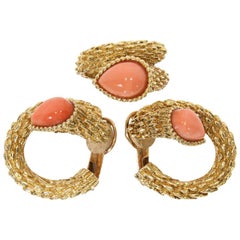 Boucheron, Ring & Earring Set, Serpent Bohème, Yellow Gold & Coral, circa 1950