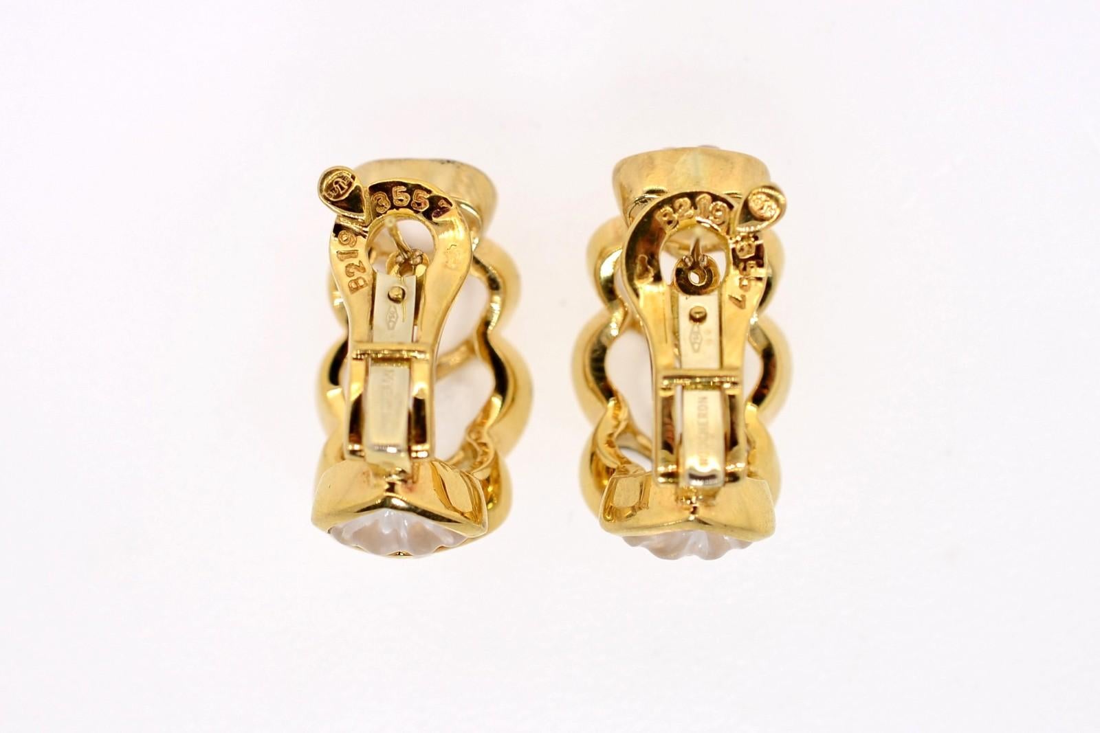 Boucheron Rock Crystal and 18 Karat Gold Earrings For Sale 1