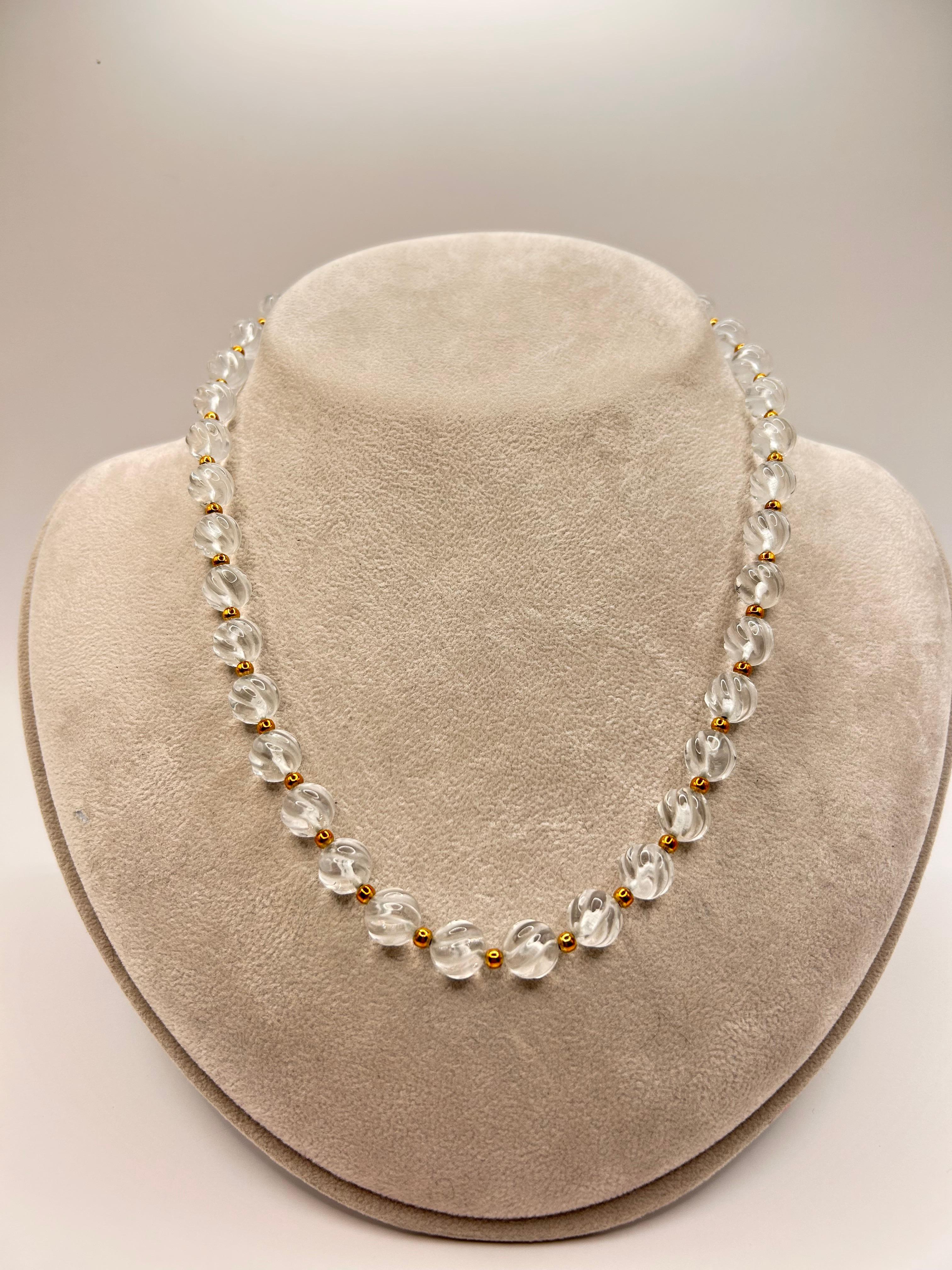 Boucheron Rock Crystal Necklace 18 karat yellow gold In Good Condition For Sale In New York, NY