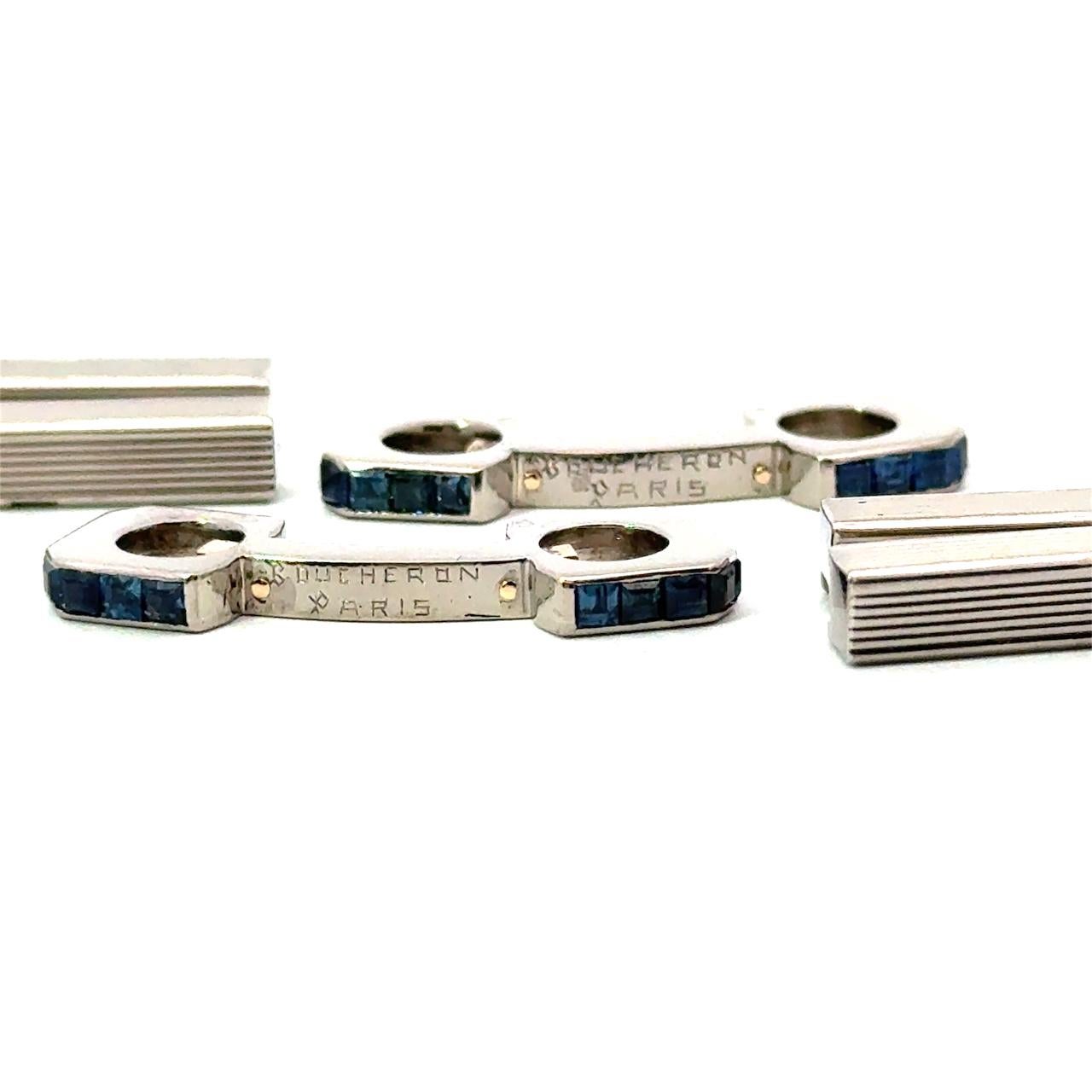 Gemelos Boucheron Baton Vintage Años 60 
Zafiros naturales talla cuadrada azules
13,6 gramos de oro blanco de 18 quilates
1 pulgada x 0,75 pulgadas 
Los extremos de los gemelos se retuercen para facilitar su uso

Garantizamos que es 100% auténtico