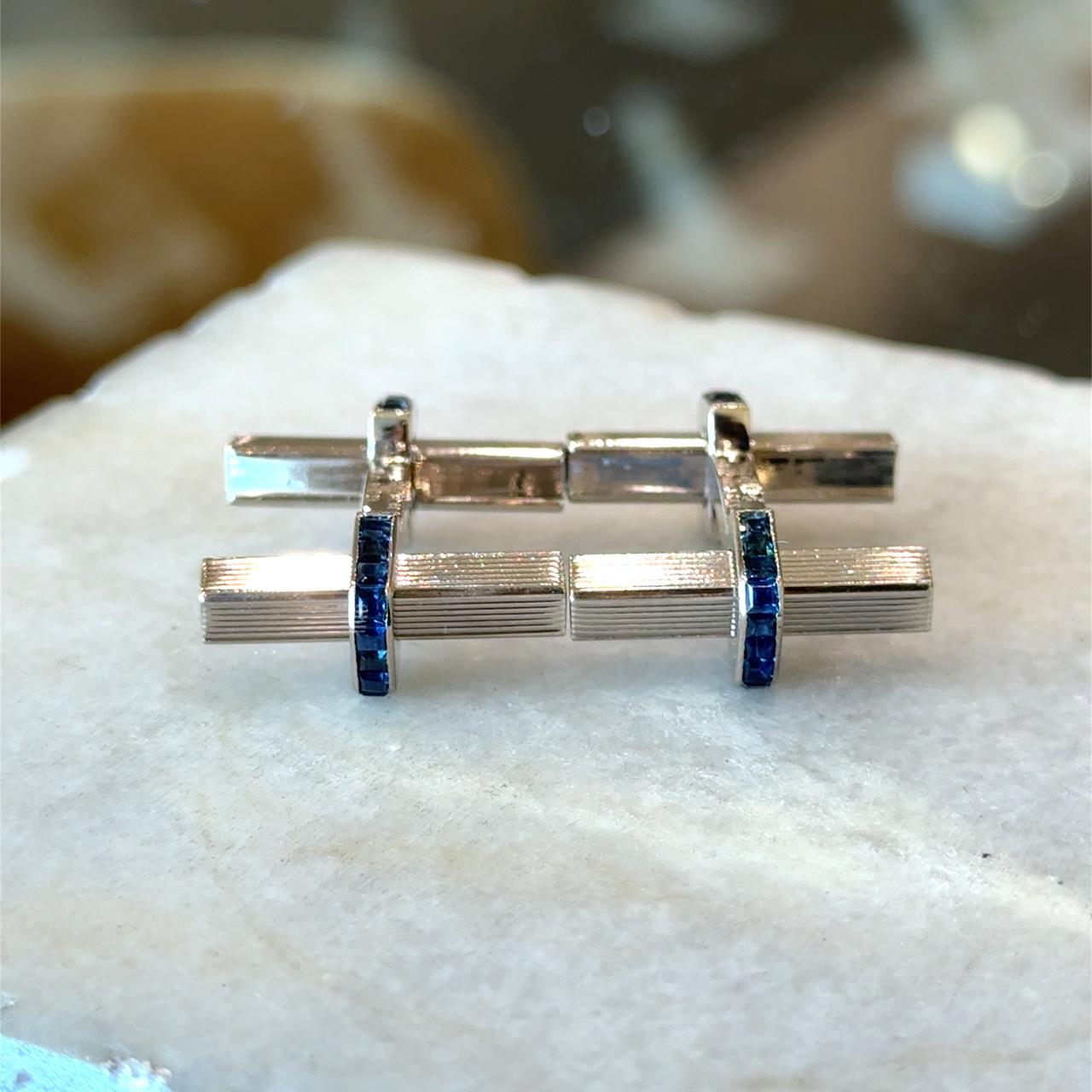 Gemelos vintage Boucheron Zafiro y bastón de oro de 18 quilates en venta 1