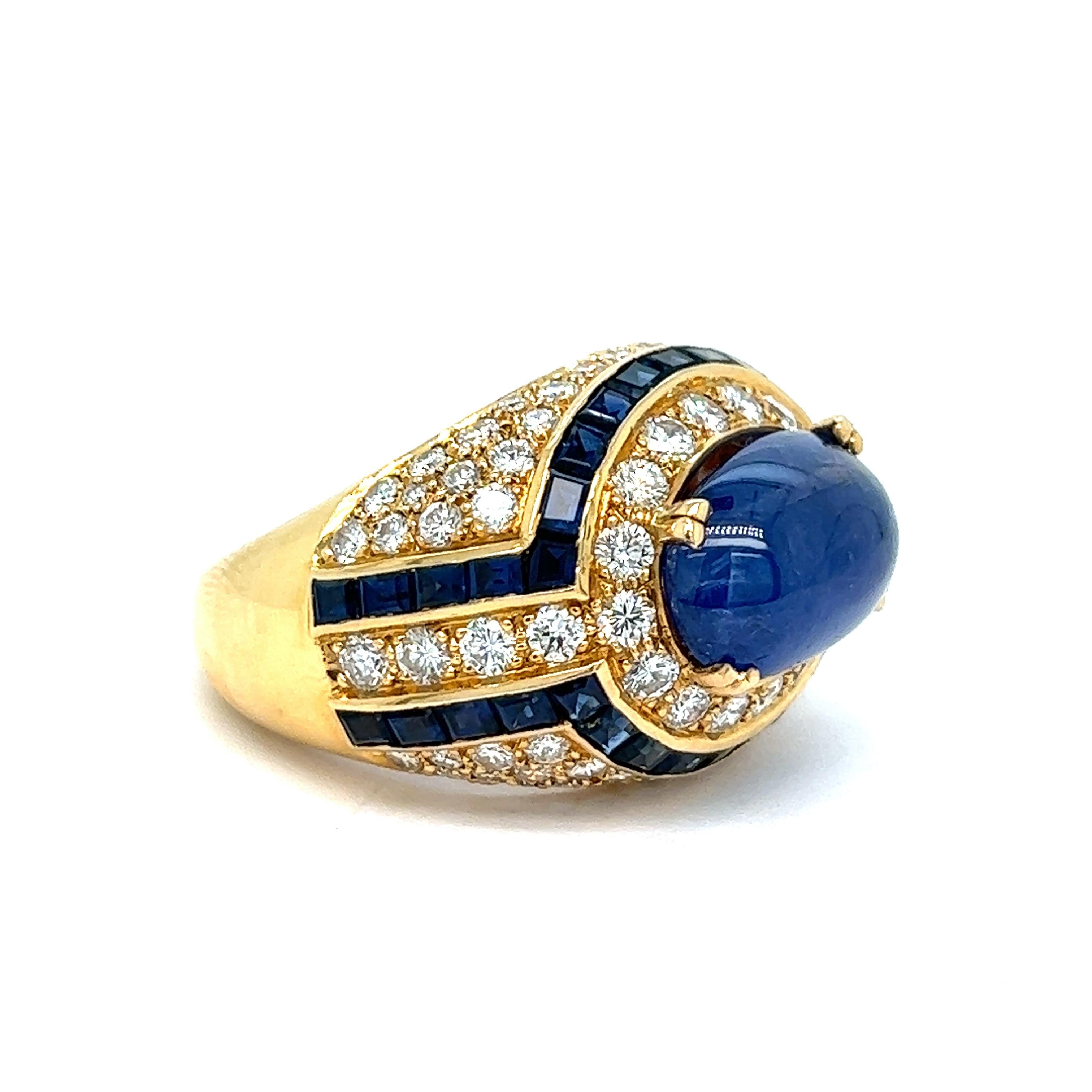 Boucheron Sapphire Diamond Gold Ring In Excellent Condition For Sale In New York, NY