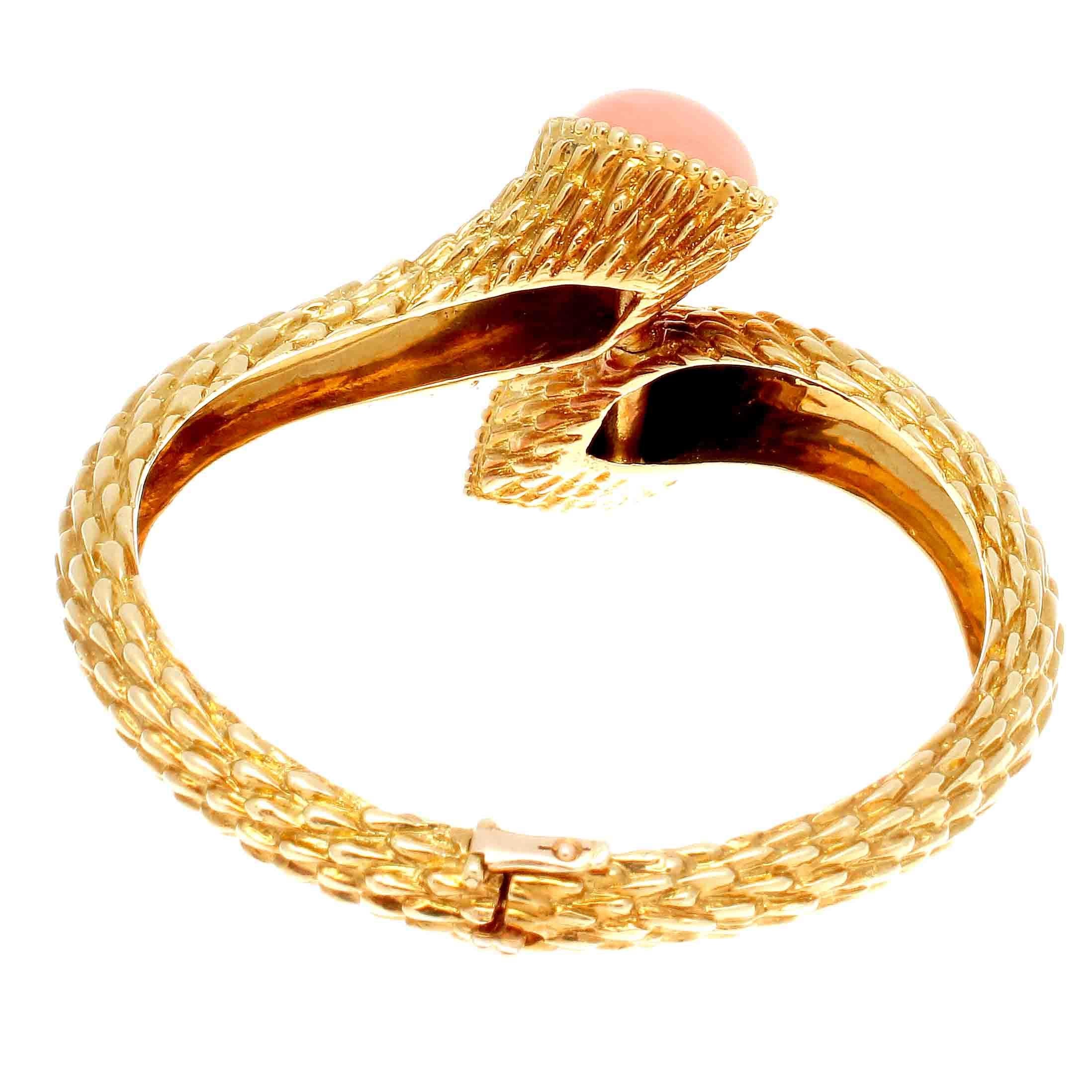 Boucheron Serpent Boheme Coral Onyx Gold Bracelet In Excellent Condition In Beverly Hills, CA