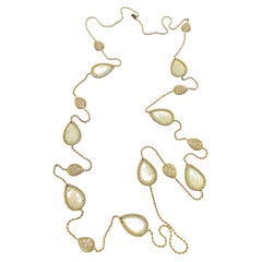 Boucheron SERPENT BOHEME high jewelry series, mother-of-pearl sweater necklace.
