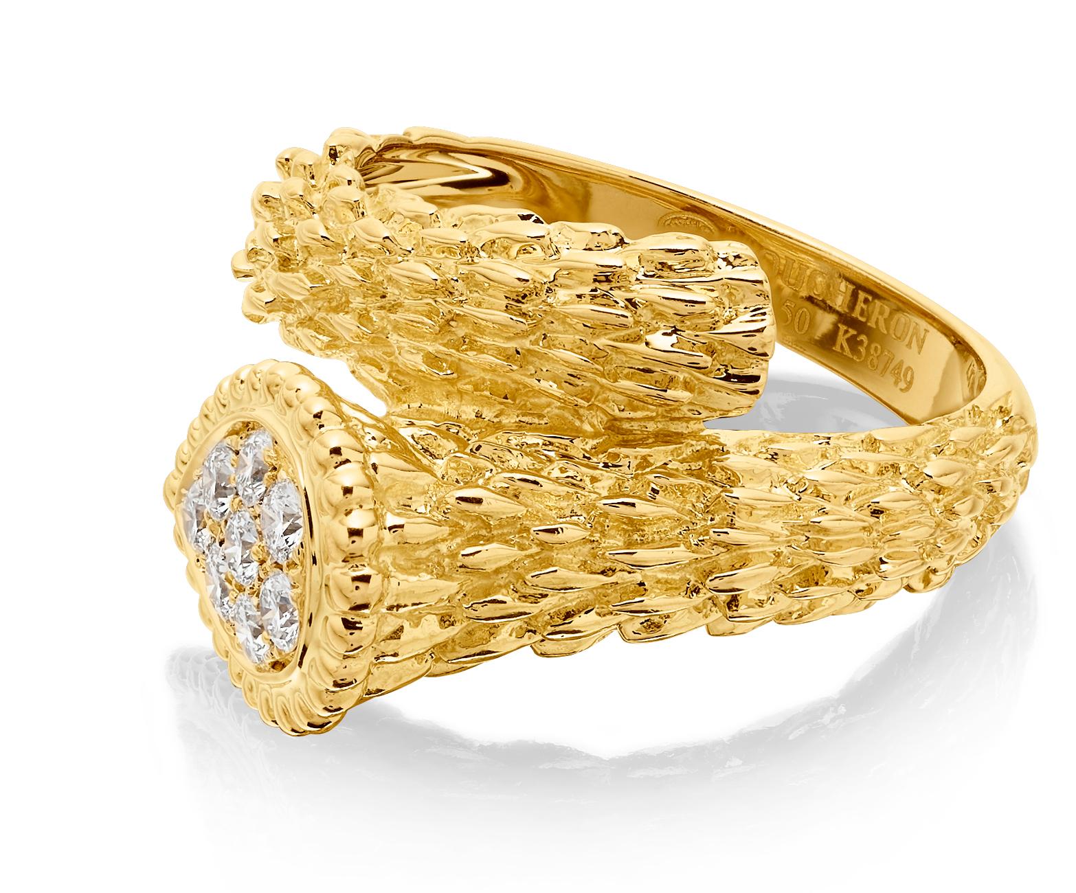 Retro Boucheron Serpent Boheme Ring in 18 Karat Yellow Gold with Diamonds