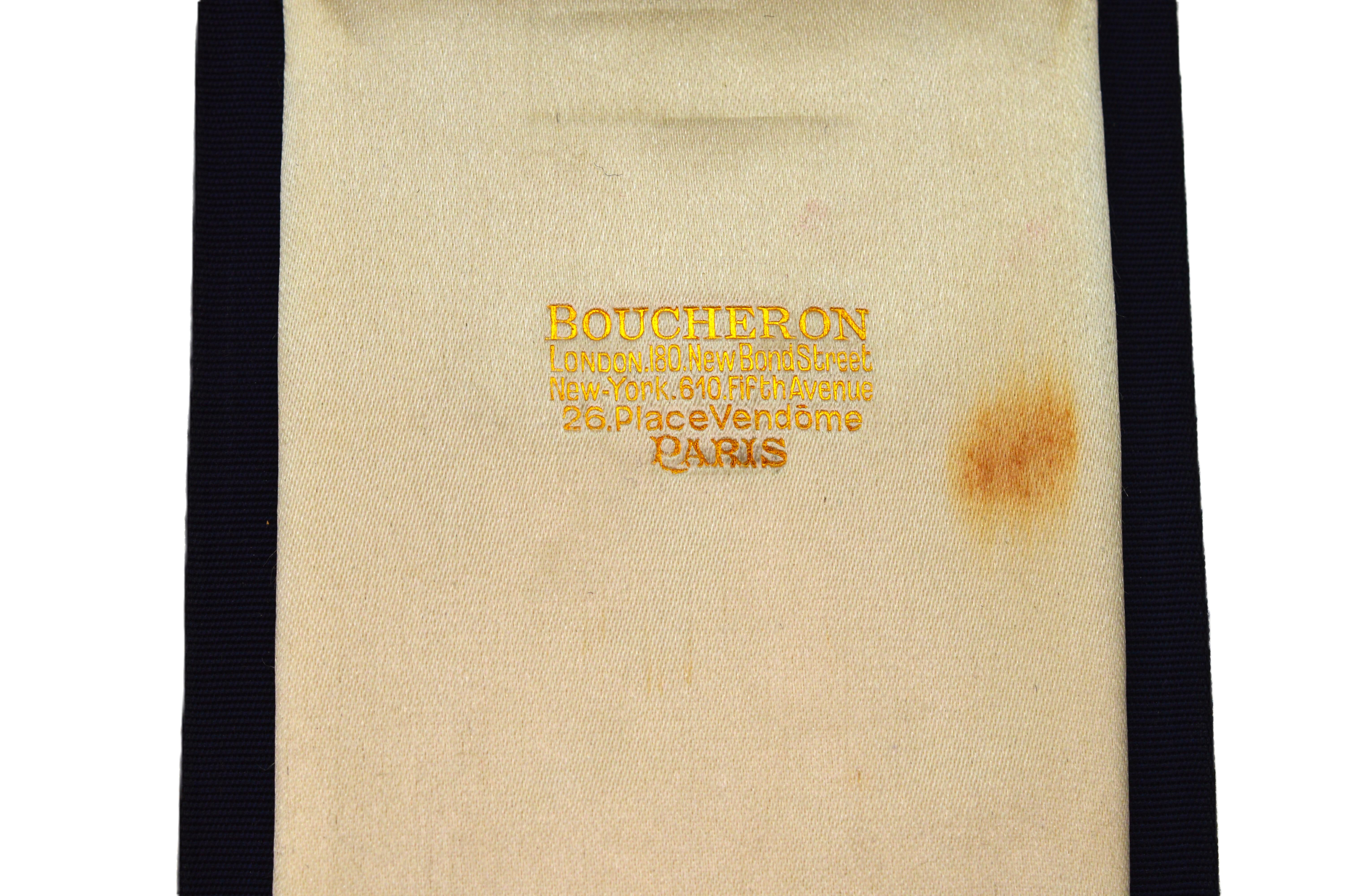 Boucheron Silber 18 Karat Gold Juwelen Kosmetiktasche aus der Mitte des Jahrhunderts mit Originalverpackung im Angebot 7