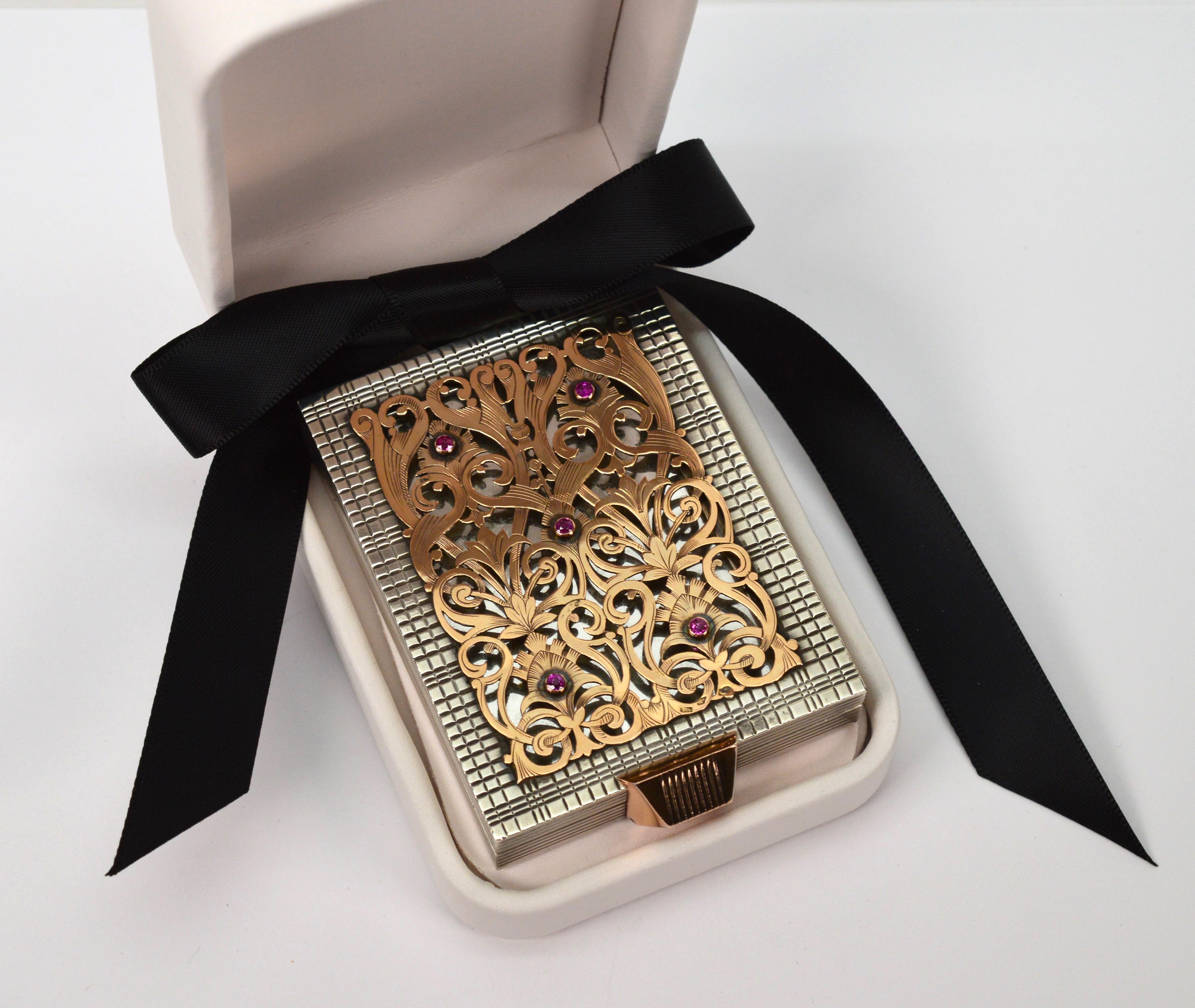 Boucheron Silber 18 Karat Gold Juwelen Kosmetiktasche aus der Mitte des Jahrhunderts mit Originalverpackung im Angebot 14