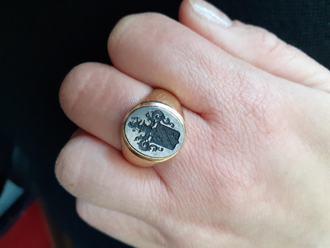 Renaissance Revival Boucheron Steel and 18 Karat Yellow Gold Signet Ring, Circa 1970 For Sale