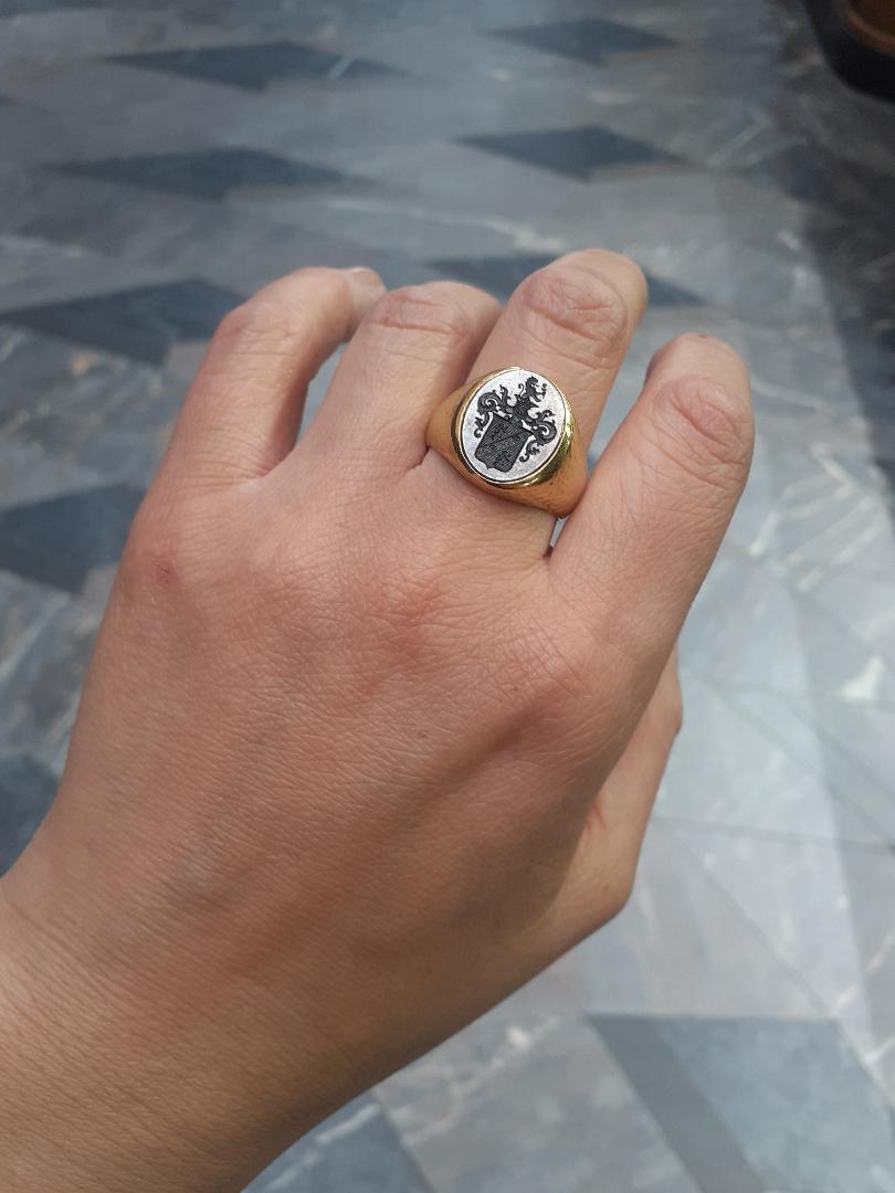 Boucheron Steel and 18 Karat Yellow Gold Signet Ring, Circa 1970 For Sale 4