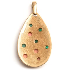Boucheron Textured 18k Yellow Gold Chrysoprase and Pink Coral Expansion Pendant