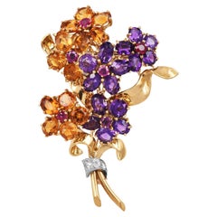 Boucheron Broche bouquet vintage en or 18 carats avec plusieurs pierres précieuses