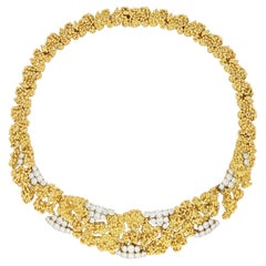 Halsketten mit weißen Diamanten