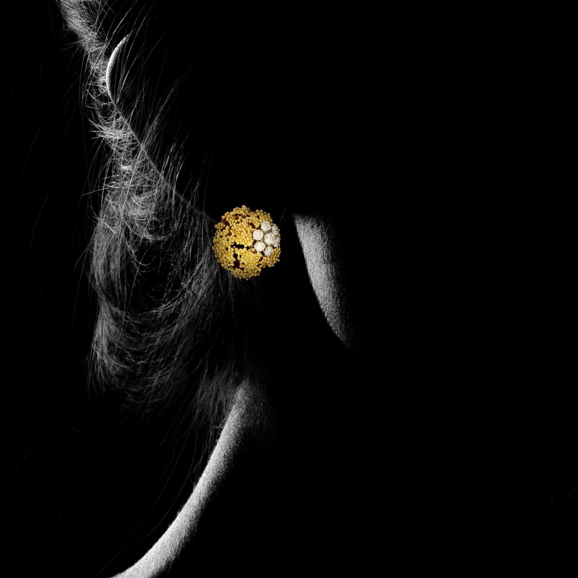 da uomo o donna Boucheron Vintage Granulation in oro giallo 18ct e diamanti Suite Circa 1960 in vendita
