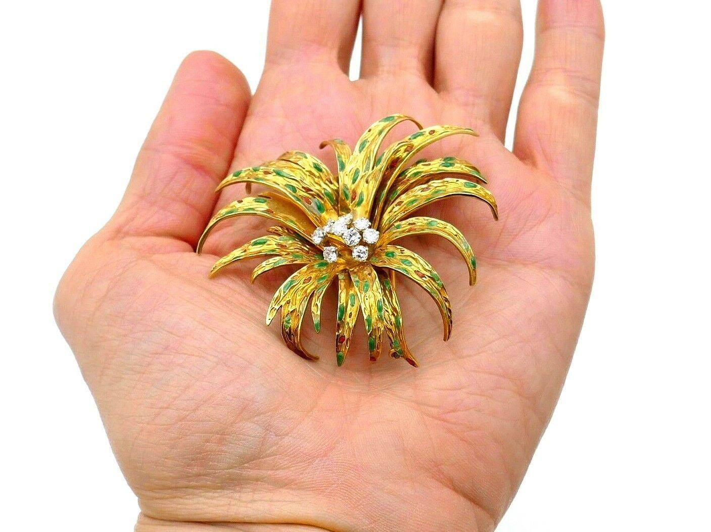 Boucheron Vintage Yellow Gold Diamond Enamel Flower Brooch 2