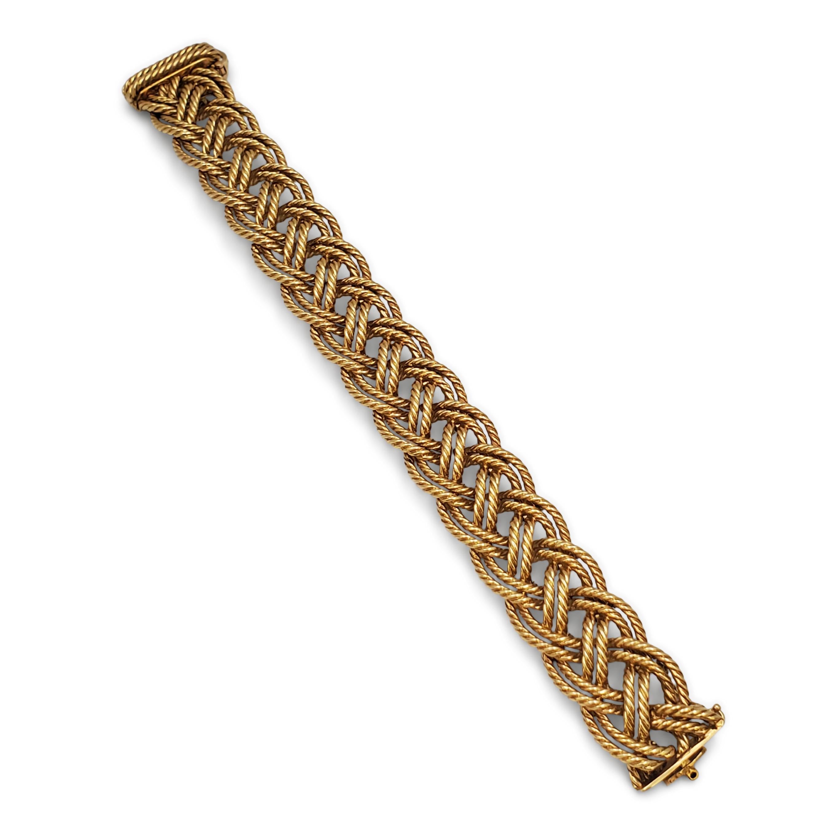 Boucheron Vintage Yellow Gold Woven Bracelet In Excellent Condition In New York, NY