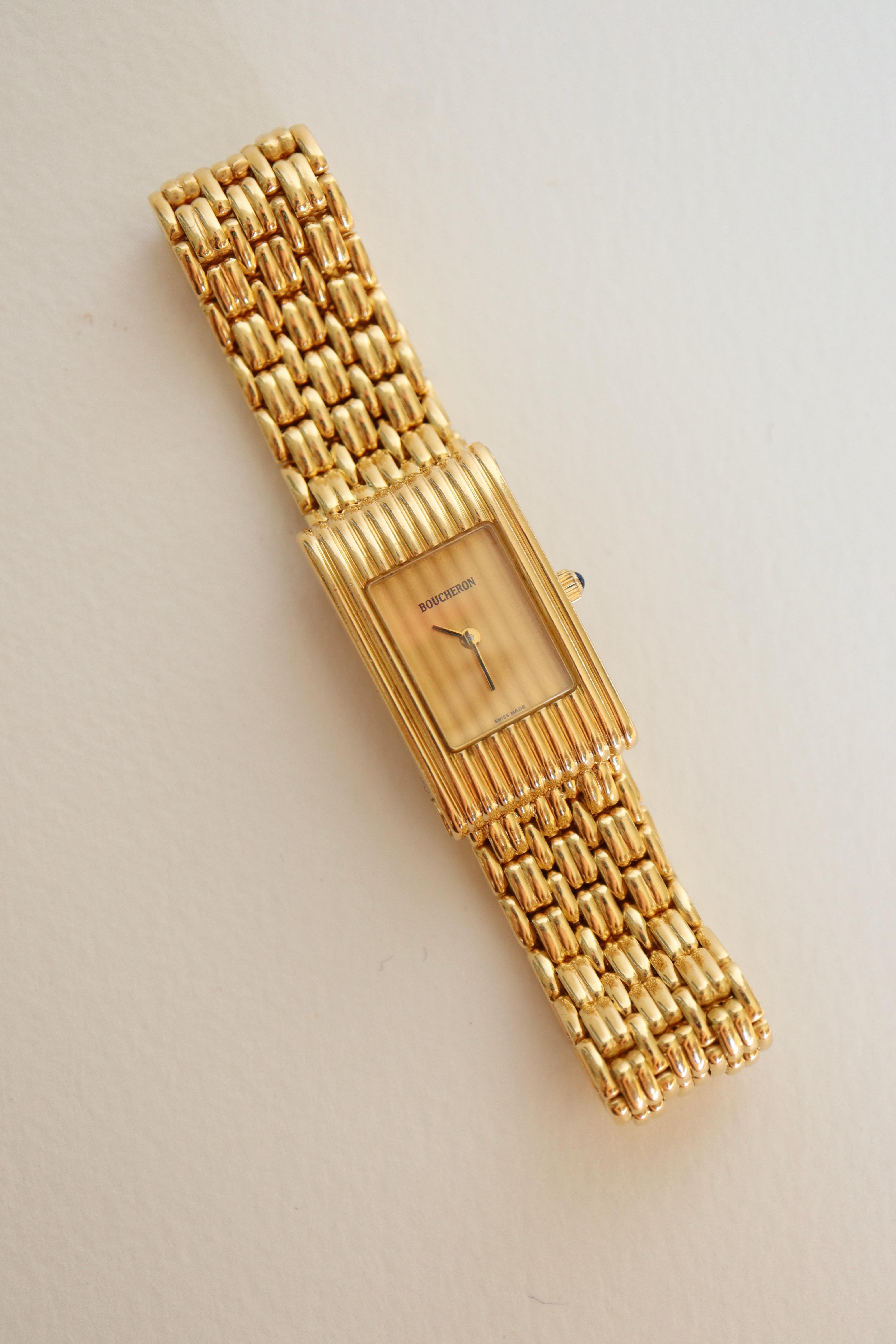 Boucheron Watch Reflet in 18K Yellow Gold In Good Condition In Paris, FR
