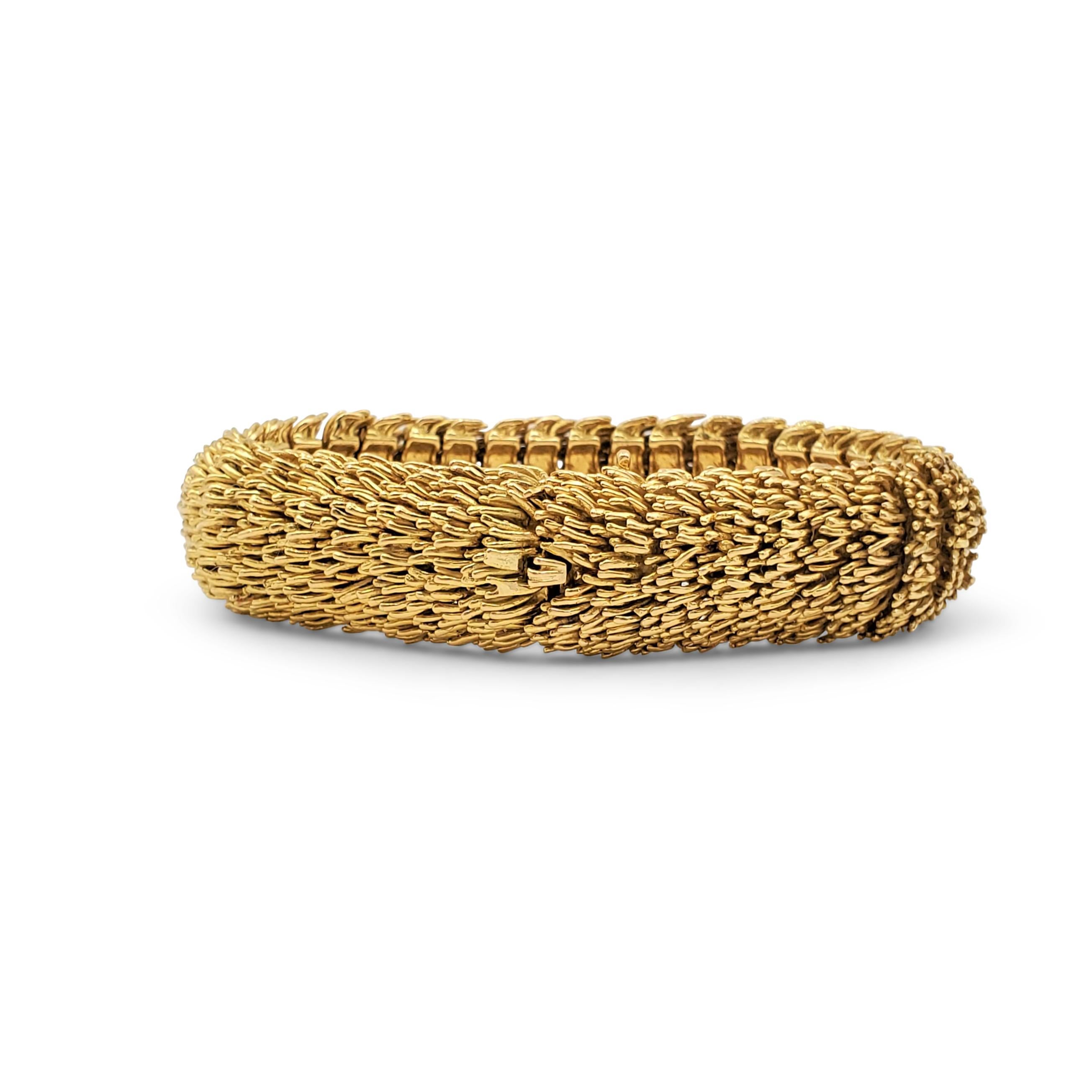 Boucheron Yellow Gold Flexible Link Bracelet In Excellent Condition In New York, NY