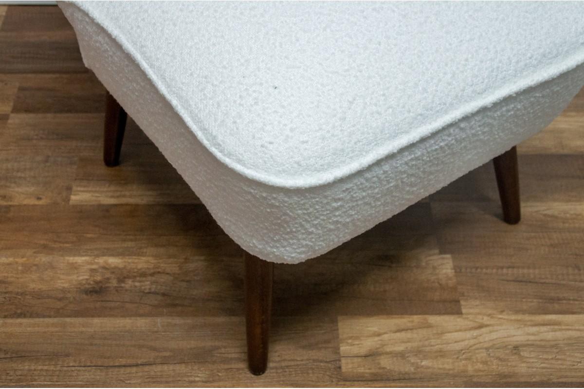 Mid-Century Modern Chaise de cocktail en bouclé, 1950 en vente
