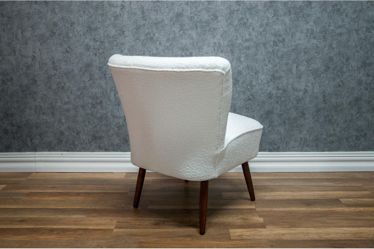 Milieu du XXe siècle Chaise de cocktail en bouclé, 1950 en vente