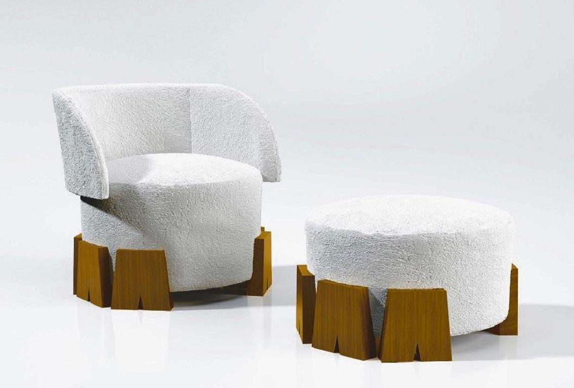 Bouclé Cream Alpine Pouf by Kasadamo
Dimensions: D 45 x H 38cm
Materials: suede, brass
Also Available: Customized materials and colors available.


Kasadamo is about uniqueness, visions and exclusivity, a brand that was designed to be