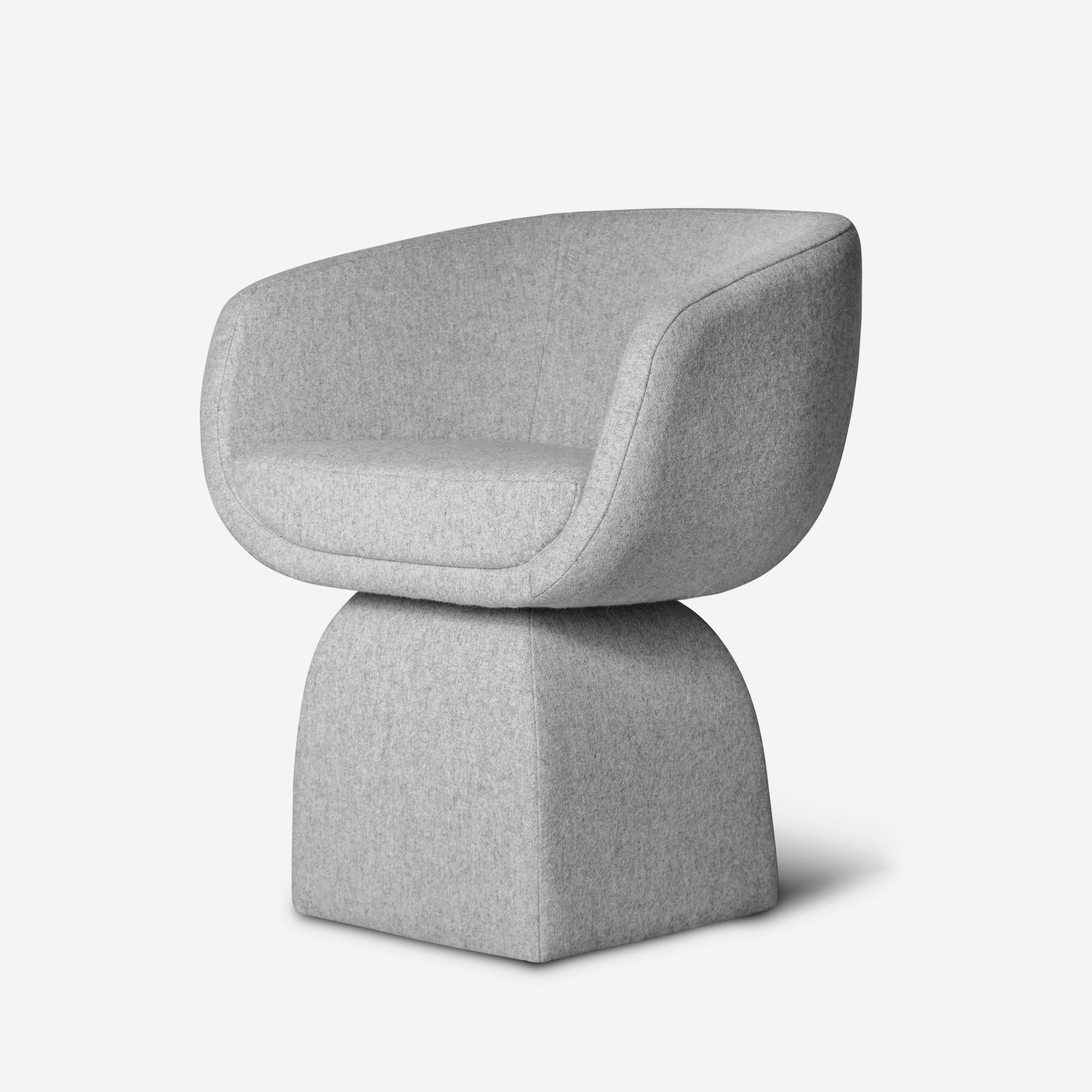 Bouclé Boucle Oscar Chair by DUISTT  For Sale