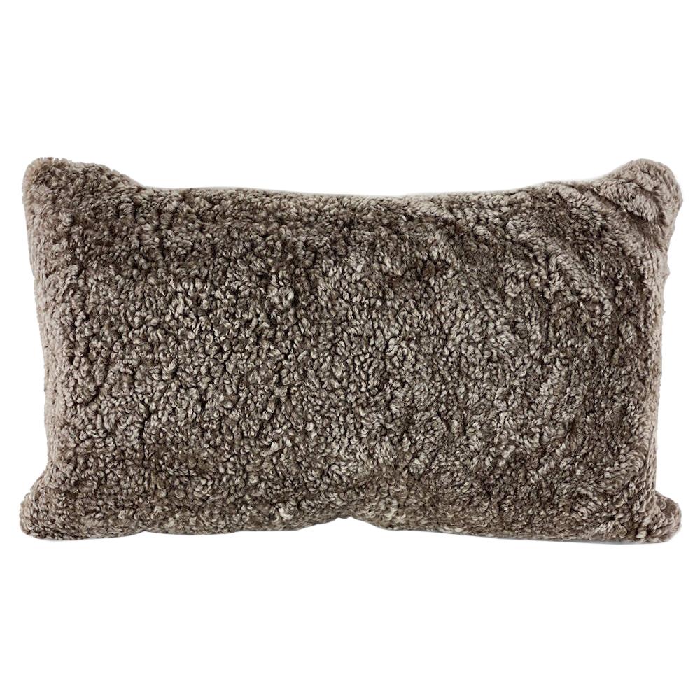 Boucle Shearling Schafsleder Kissen - 35*60cm Braun / Grau Spitze im Angebot