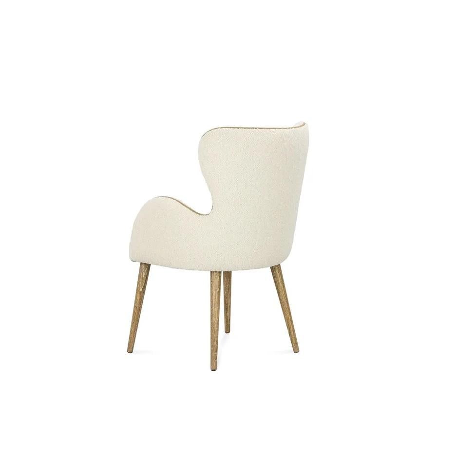Mid-Century Modern Fauteuil de salle à manger à dossier large avec une Silhouette féminine par Jose De Castro en vente