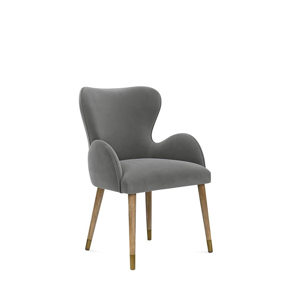 Fauteuil de salle à manger à dossier large avec une Silhouette féminine par Jose De Castro Neuf - En vente à NEW YORK, NY