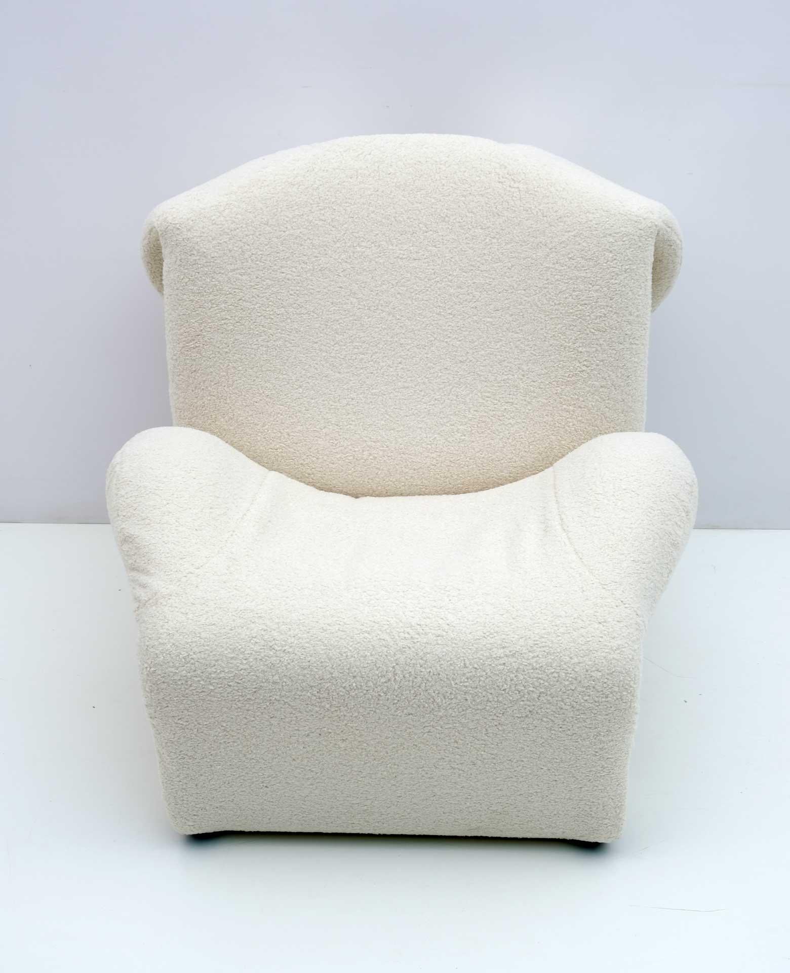 Bouclè Wink Lounge Chair by Toshiyuki Kita for Cassina, 1980s For Sale 5