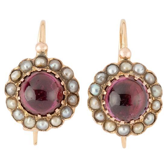 Boucles d'oreilles dormeuses de la fin du 19ème siècle en or, grenat et perles