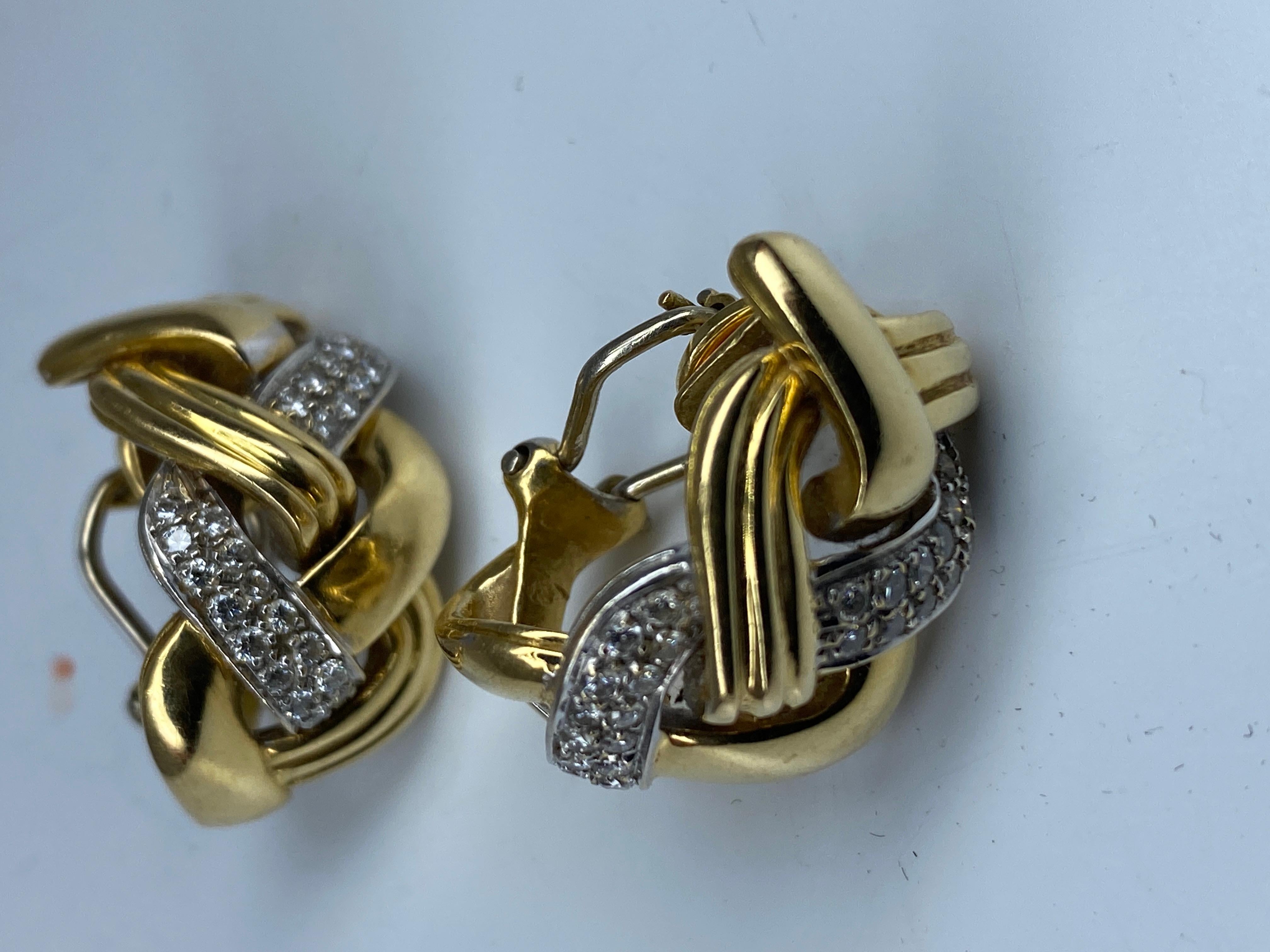 Boucles D’oreilles En or 18 Carats “ Tresses ” Serties Diamants Signées Repossi For Sale 6